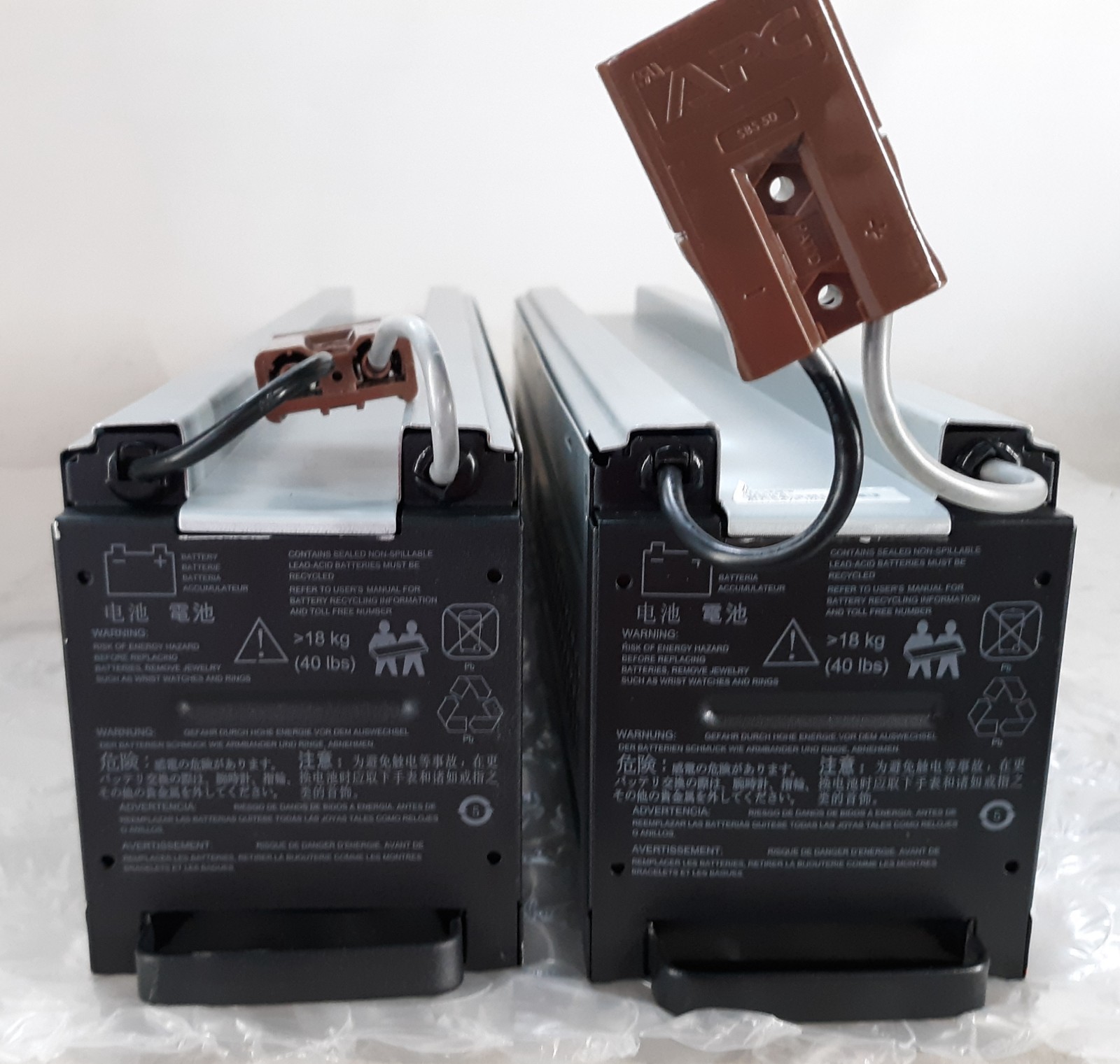 Pair of APC RB44 Smart-UPS Replacement Battery Cartridge w/ Batteries
