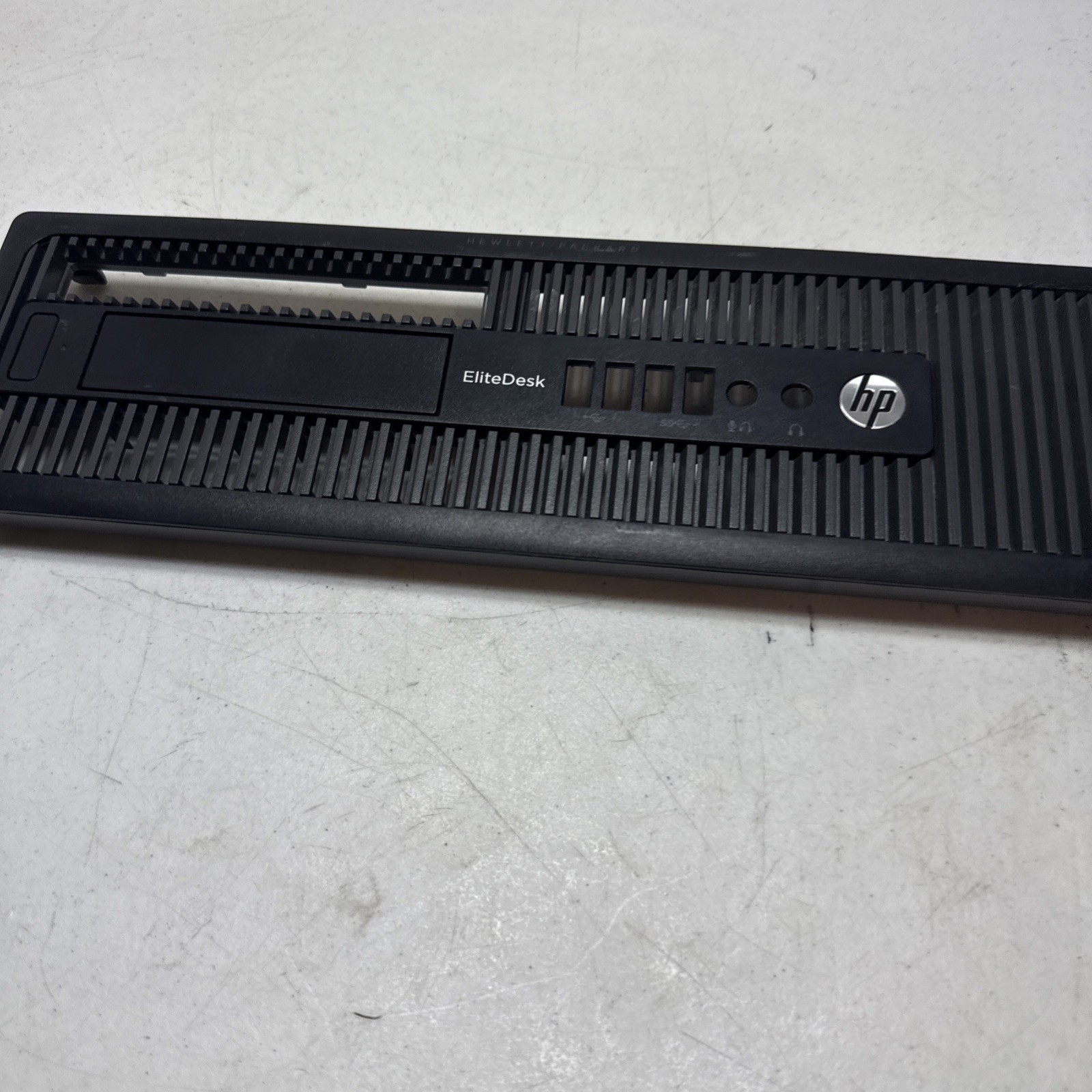 HP EliteDesk 800 G1 Desktop Genuine Front Bezel 452692-003