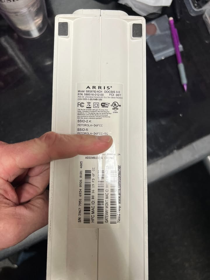 Arris SURFboard SBG6782-AC Cable Modem and Wireless Router - used good condition