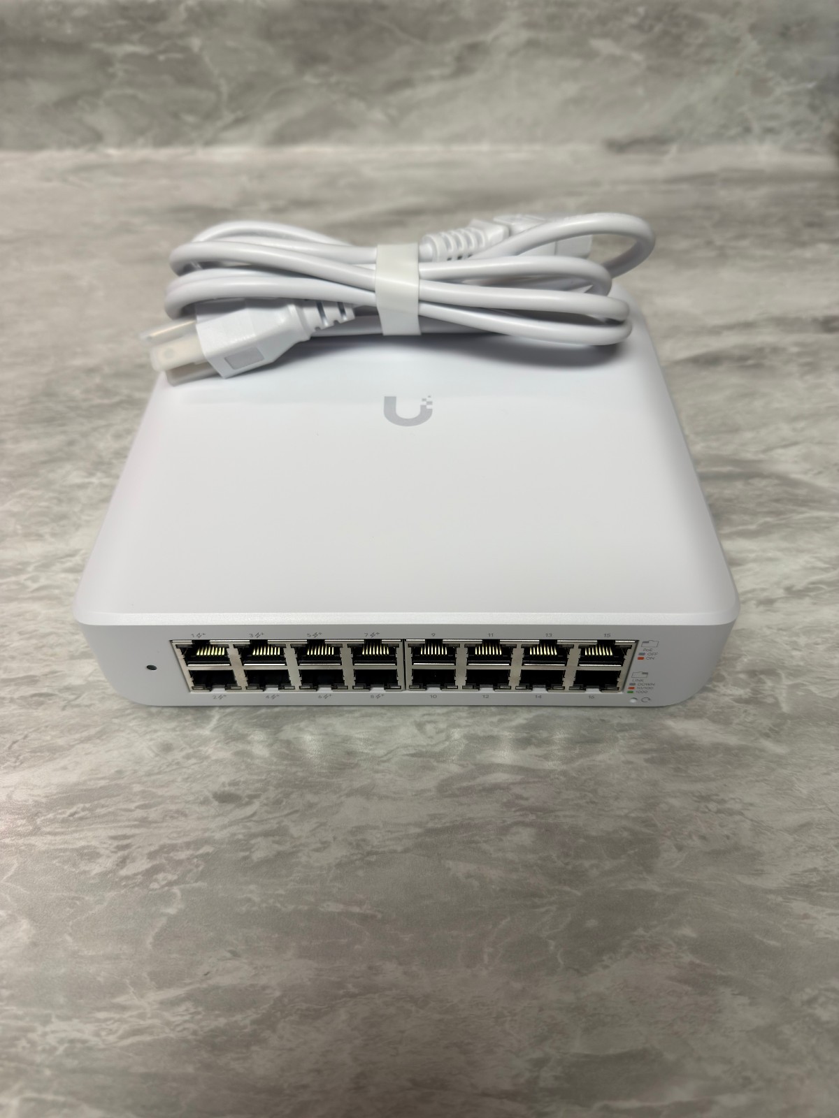 Ubiquiti UniFi USW Lite 16 PoE Switch