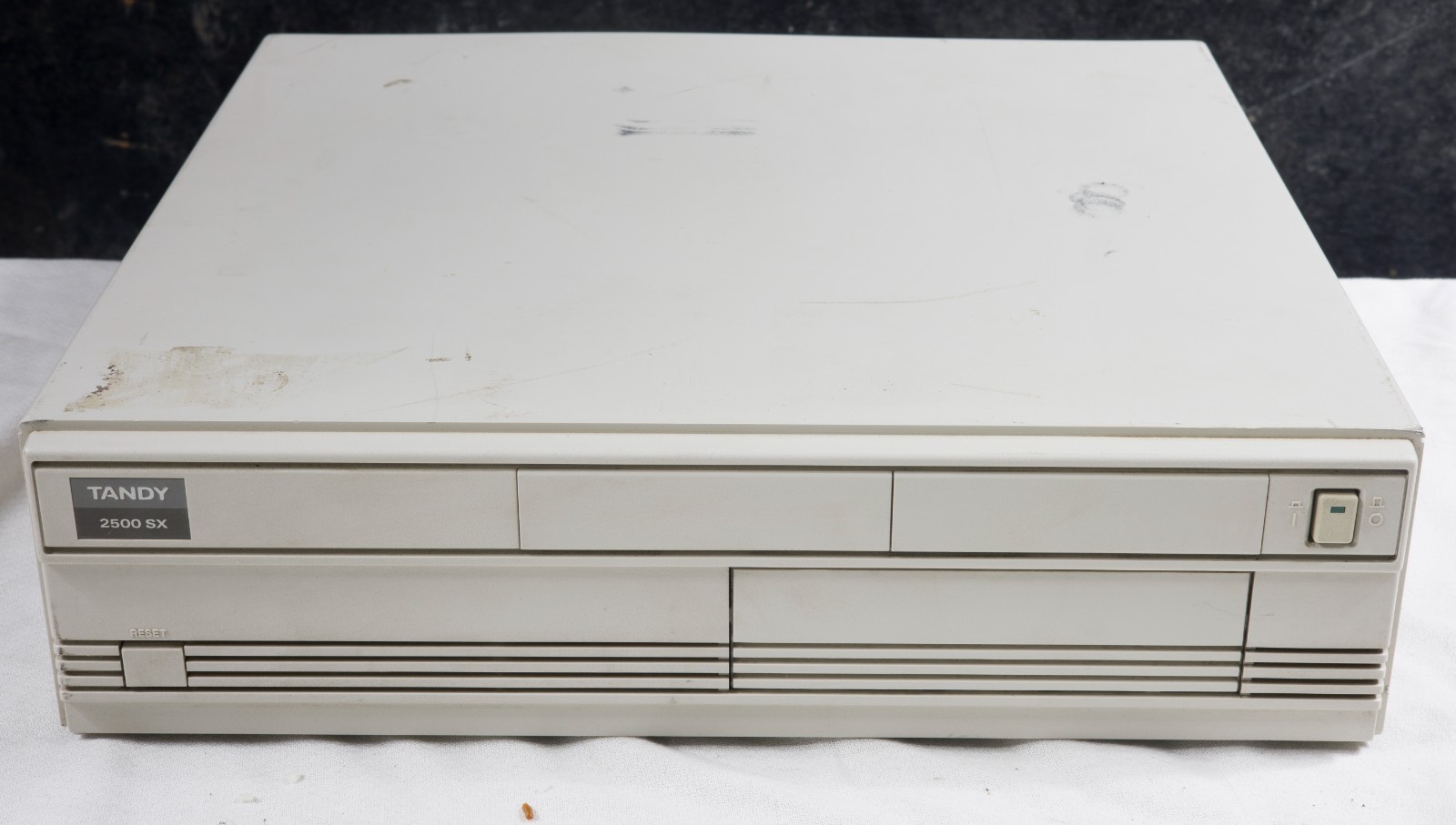 Vintage Tandy 2500SX 386SX-16 2MB RAM  tested to POST 0216