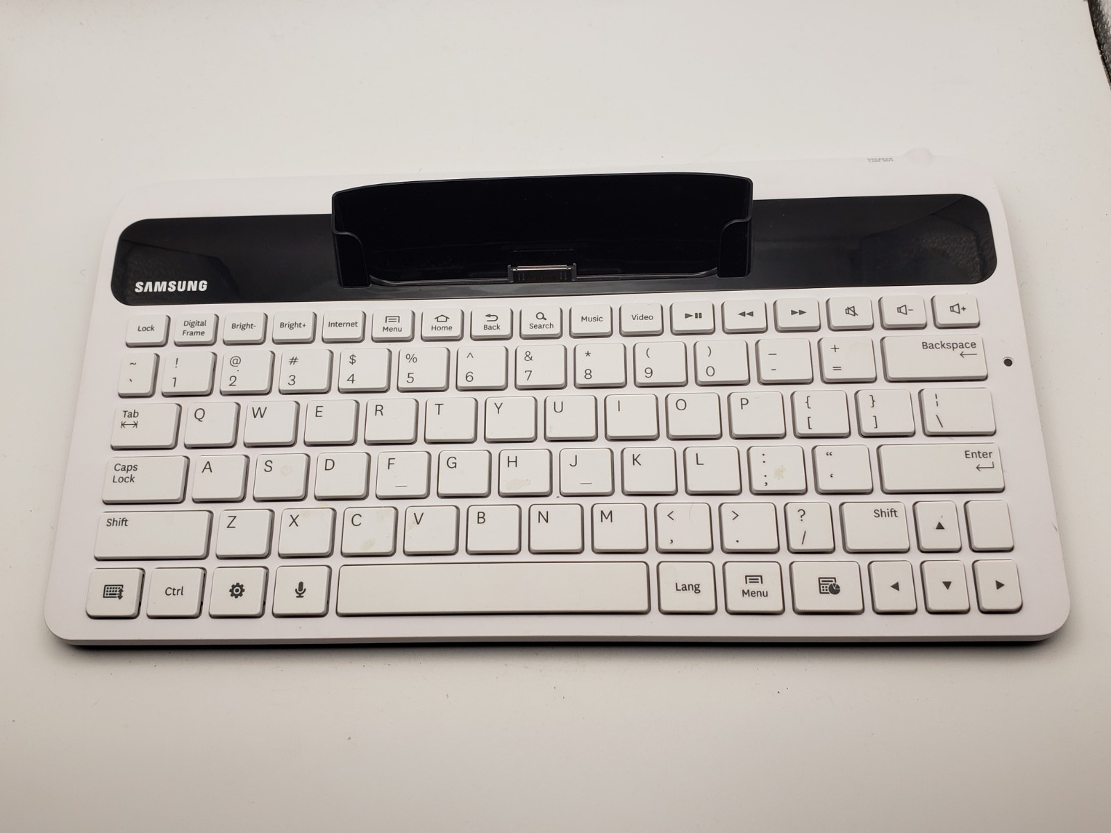 Samsung ECR-K10AWE QWERTY Docking Station Clavier Keyboard For Galaxy Tab 7.0"