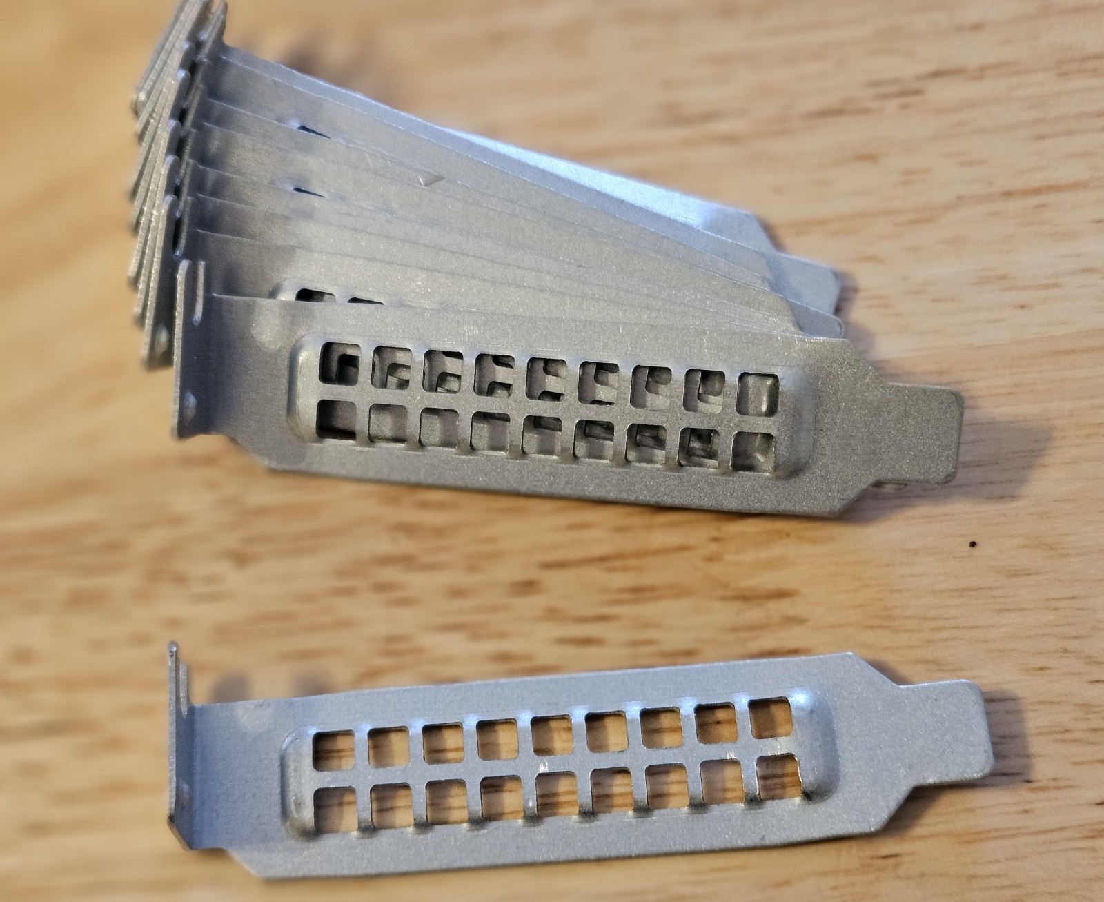 Lot of 10 pcs Dell XWH74 PowerEdge Low-Profile Blank Filler, US seller