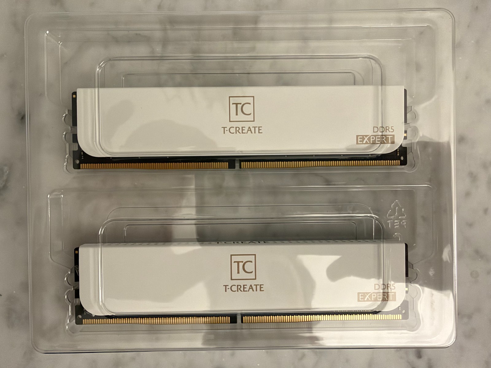 TEAMGROUP T-Create Expert White 96GB (2 x 48GB) DDR5-6800 CL36