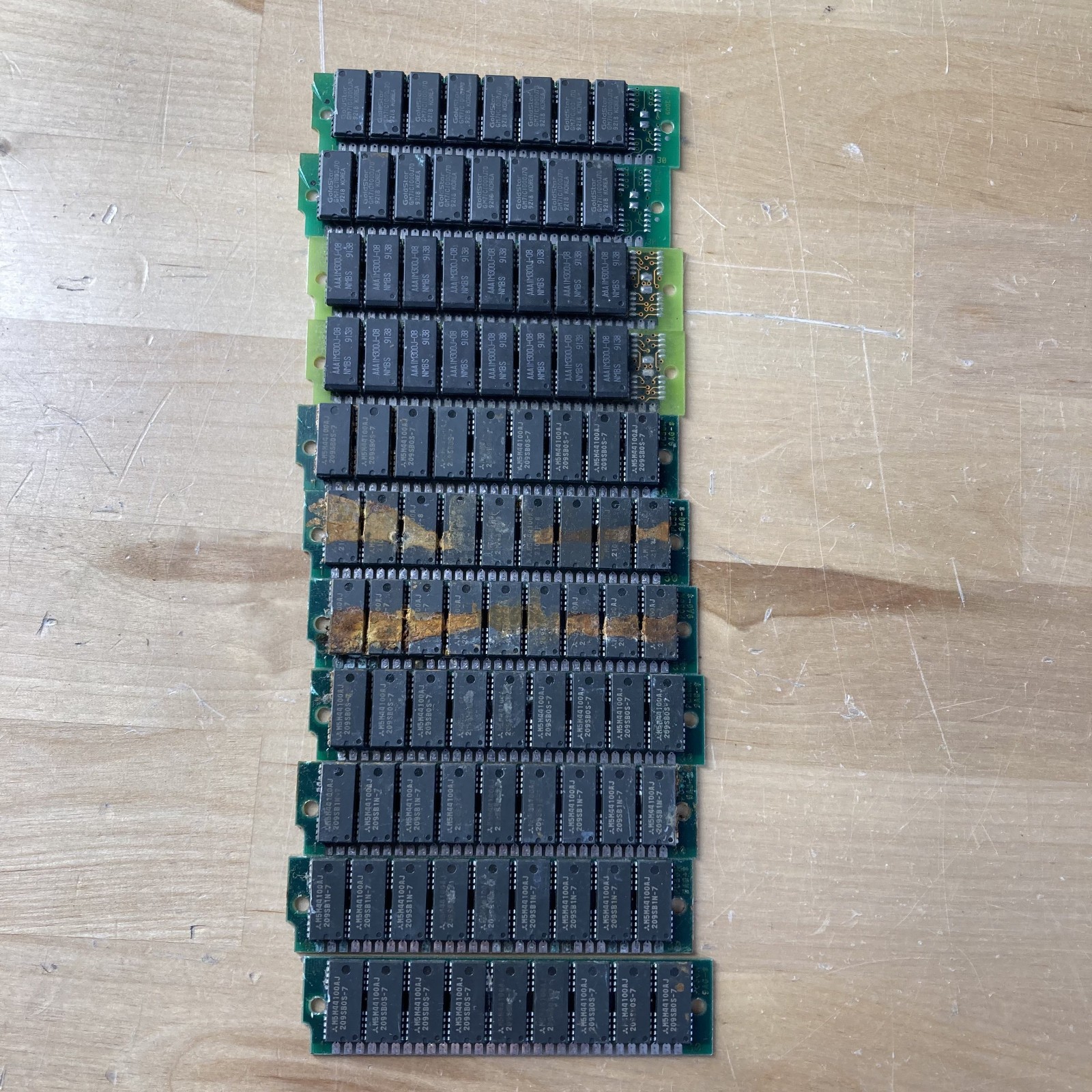 LOT OF  11 SIMM RAM Vintage 30-Pin, 1MX8, 80ns, CMOS, PSMA30 Corroded
