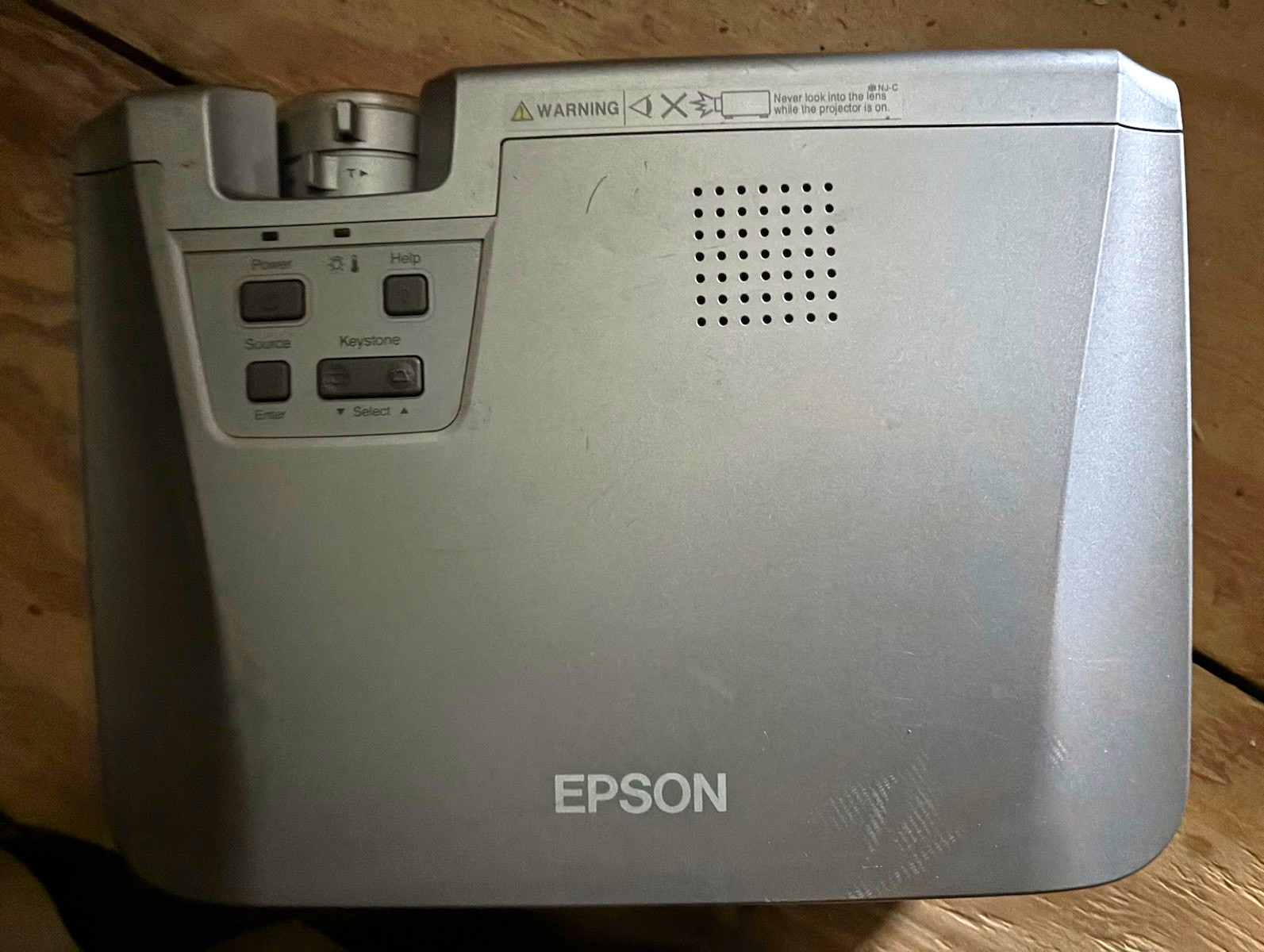 Epson PowerLite 53c/173c 3LCD XGA 2000 ANSI Lumens Desktop Projector w/Case