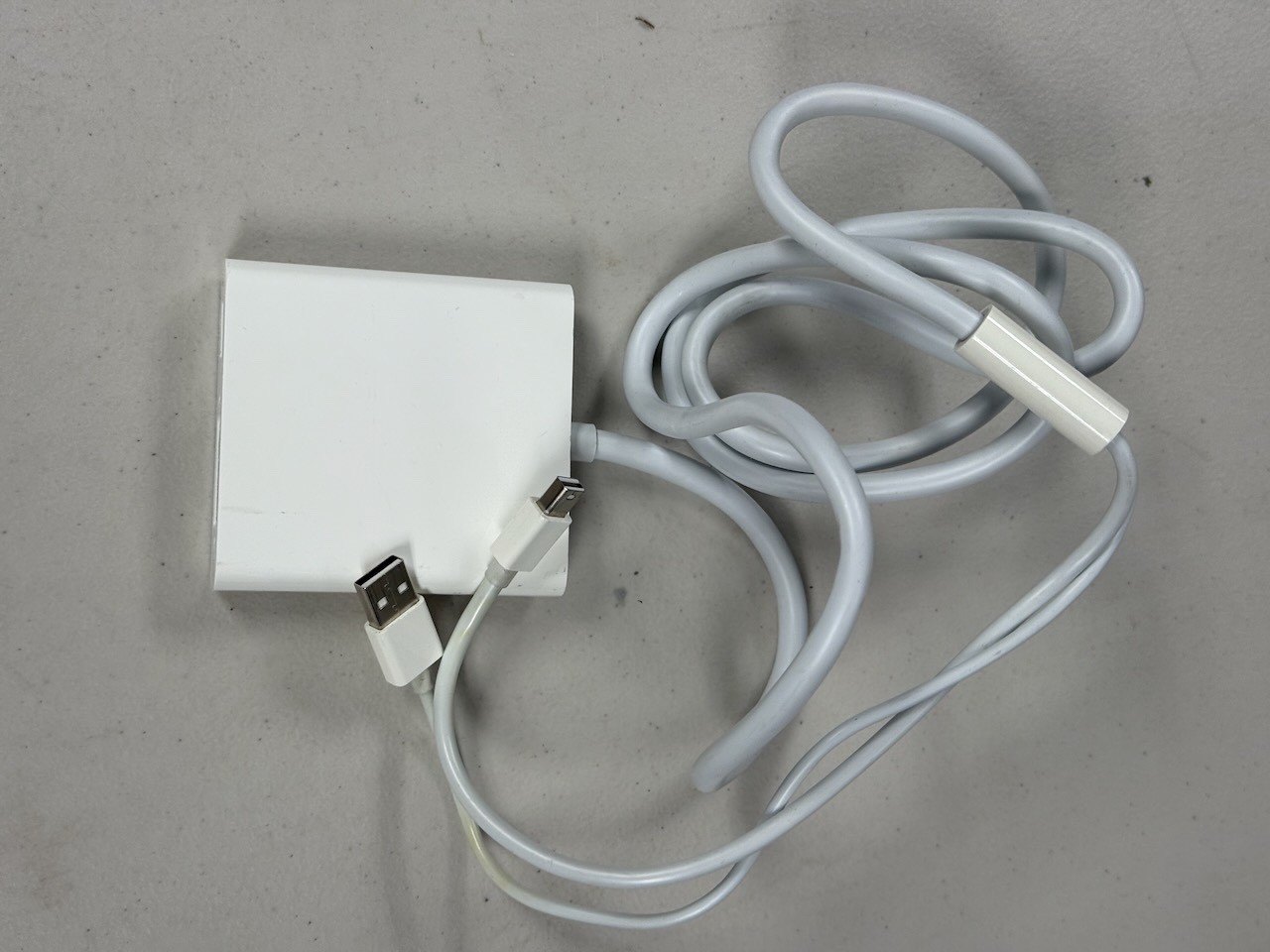Apple Original A1306 Mini Display Port to Dual-link DVI Adapter USED