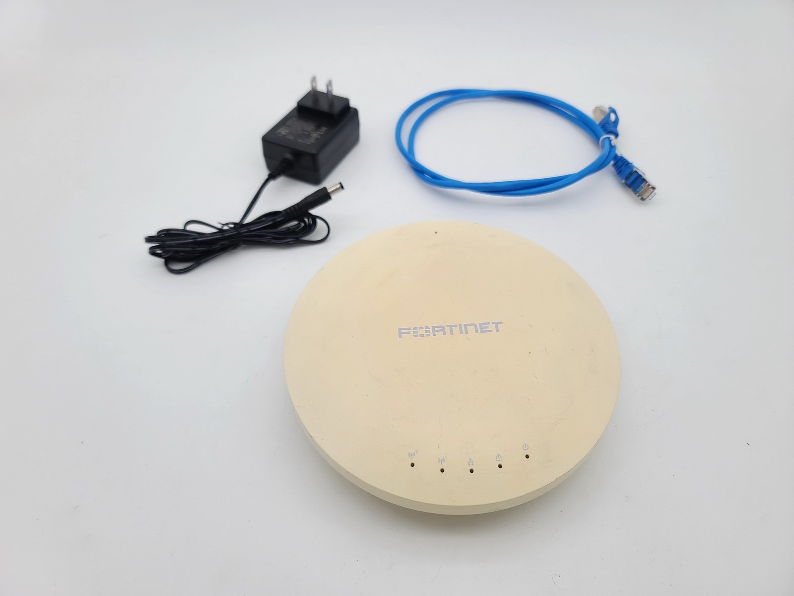 FORTINET FORTIAP 223E INDOOR WIRELESS ACCESS POINT W DUAL RADIO & 802.11AC