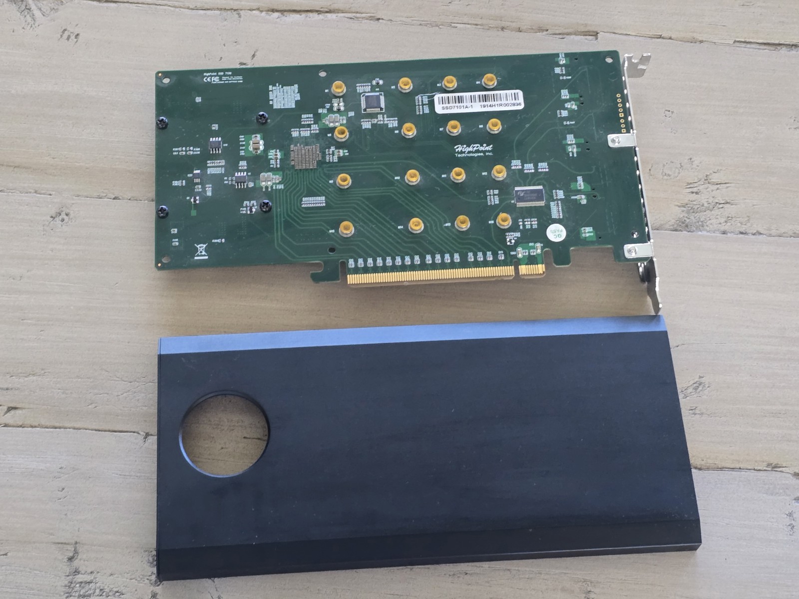 HighPoint SSD7101A-1 PCIe 3.0 x16 4-Port M.2 NVMe RAID Controller Speedy LLM AI