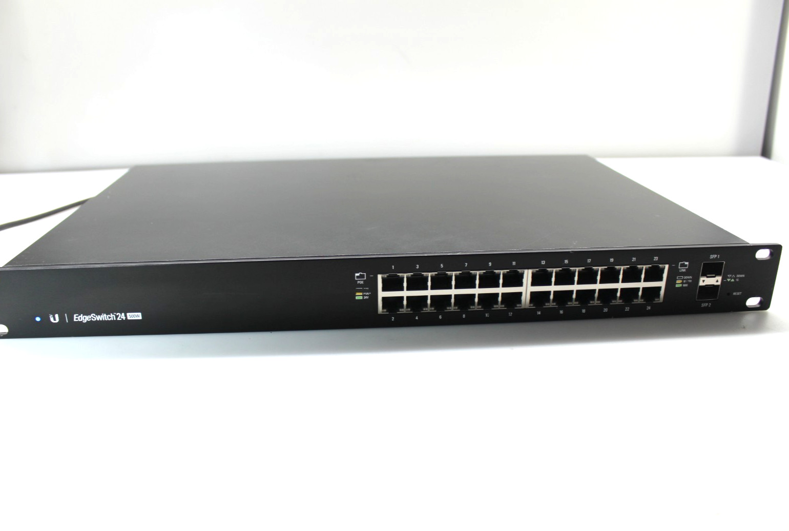 Ubiquiti EdgeSwitch 24 500W ES-24-500W Gigabit Switch Power: 500W ***READ***