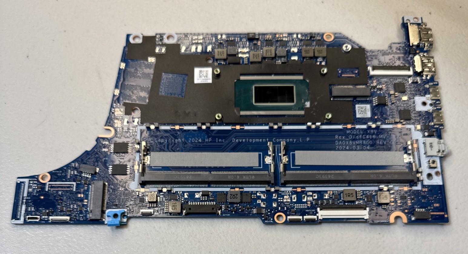 N96552-601 For HP EliteBook 640 g11 SRN6C (Intel Core Ultra 5 135U) DA0X8VMB8G0