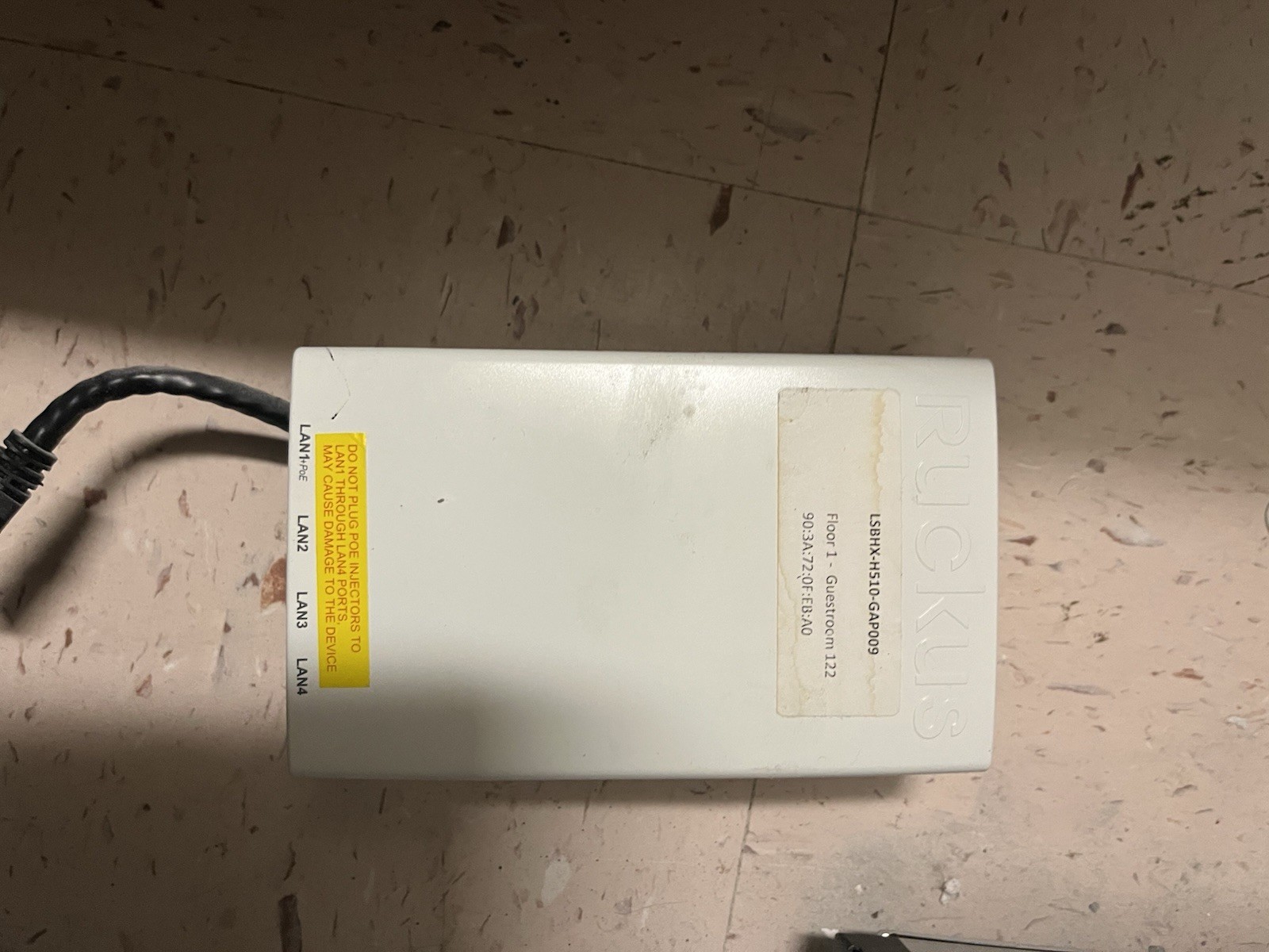 Ruckus H550 Wi-Fi 6 (802.11ax) Indoor Access Point - White (901-H550-US00)