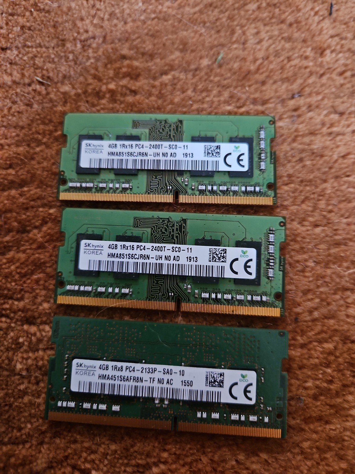 SK Hynix 4GB PC4-21300 (DDR4-2666) SODIMM Memory (HMA81GS6CJR8N-VK)