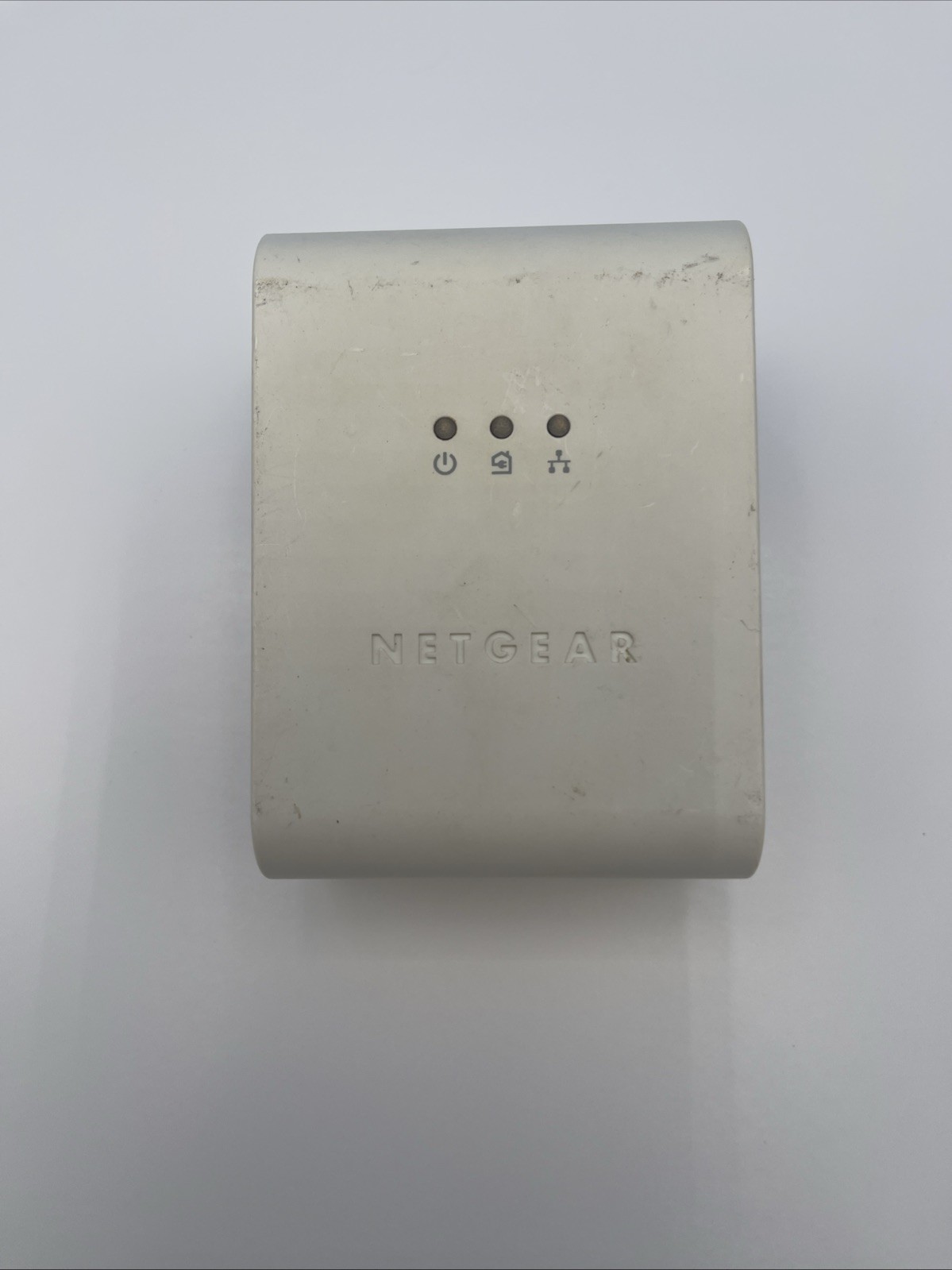 Netgear XE104 85 Mbps Wall-Plugged Ethernet Switch Tested Works Fast Shiping