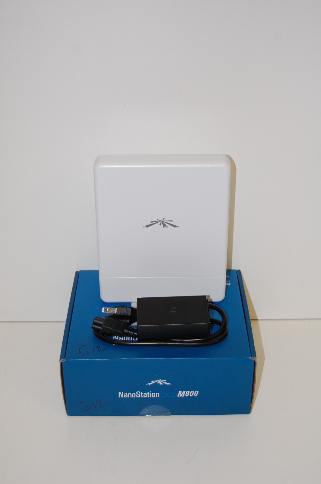 Ubiquiti NanoStation Loco M900 900MHz with Box EXCELLENT L@@K