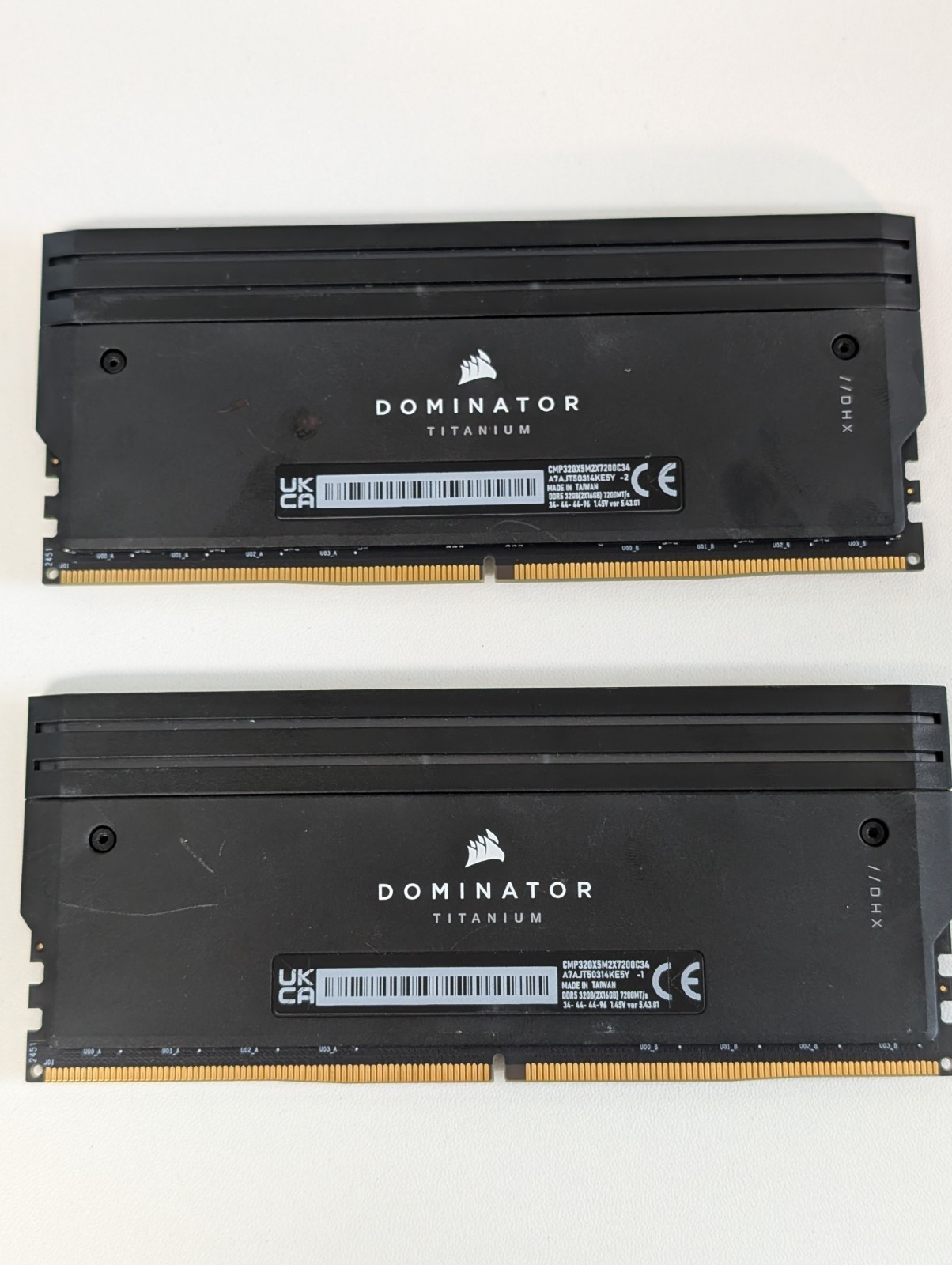 Corsair Dominator Titanium 64GB 2x32GB DDR5 7200 CL34 XMP Intel