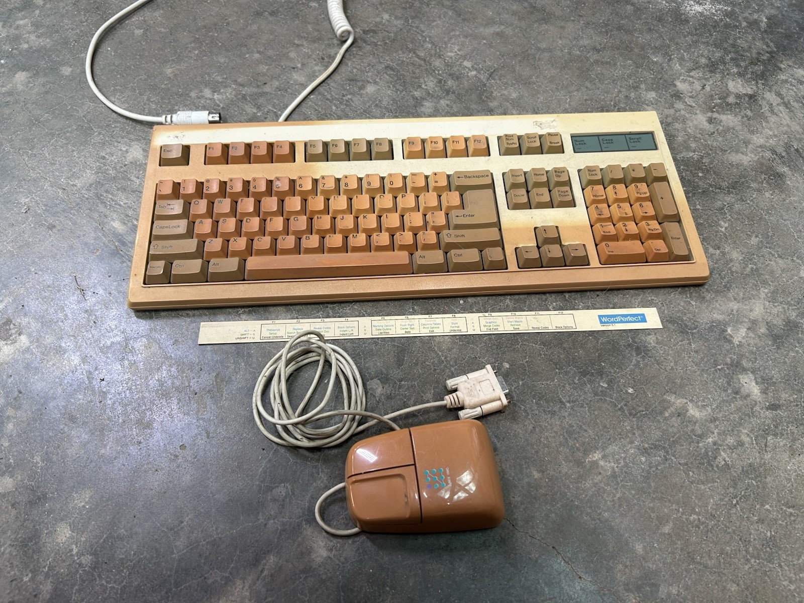 BTC 5339sx Pro Keyboard BTC-53  Clicky Vintage PC And Mouse Untested