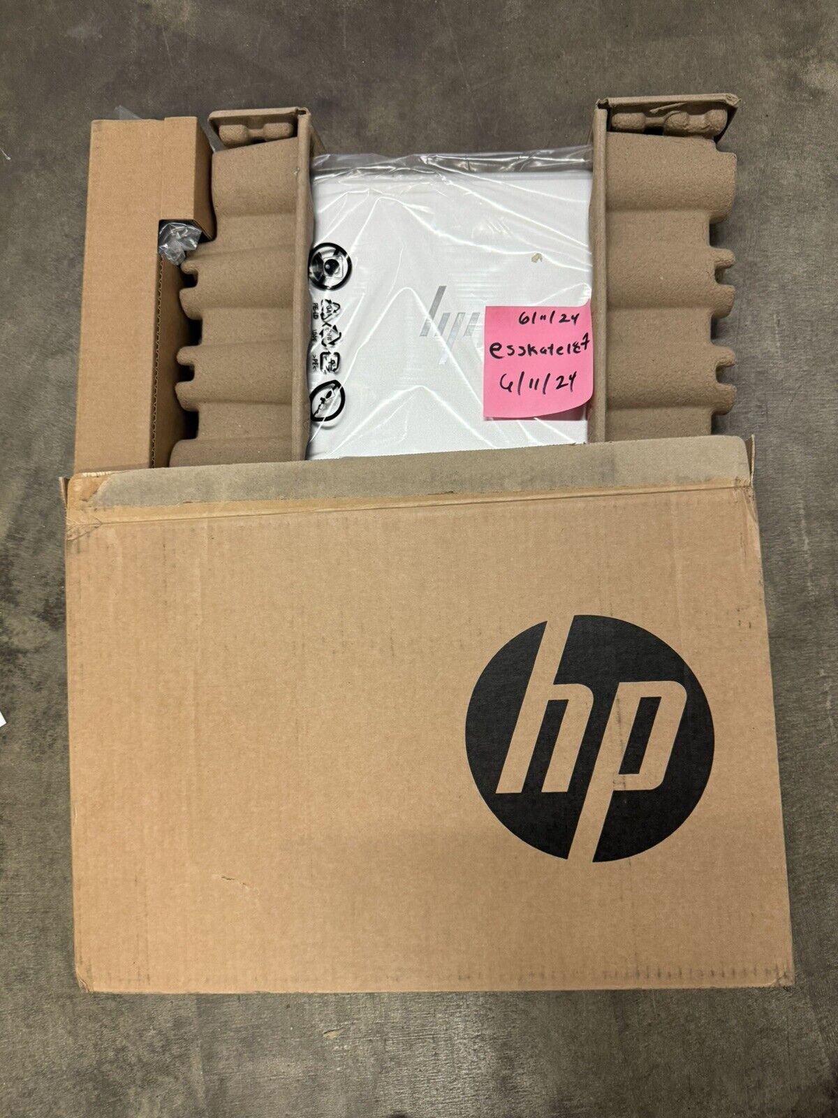 New-open Box HP EliteBook 840 G9 14” FHD+- Intel Core i7-1255U 16GB SEND OFFERS
