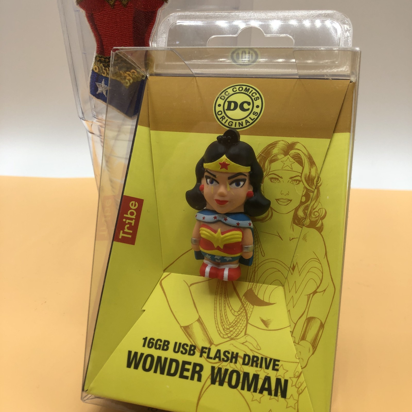 Tribe Wonder Woman (New Sealed) 16GB USB Flash Drive