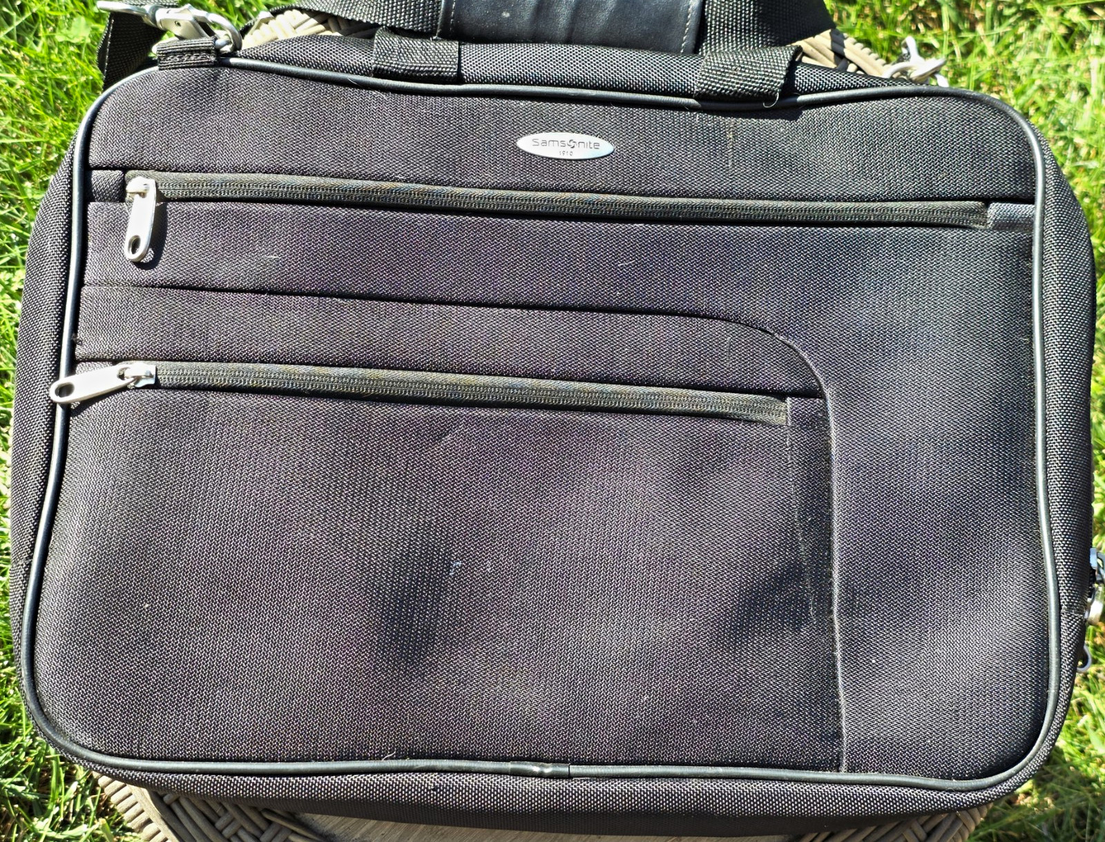 Samsonite Heritage Travelware Black Nylon Padded 15in Laptop Messenger Bag