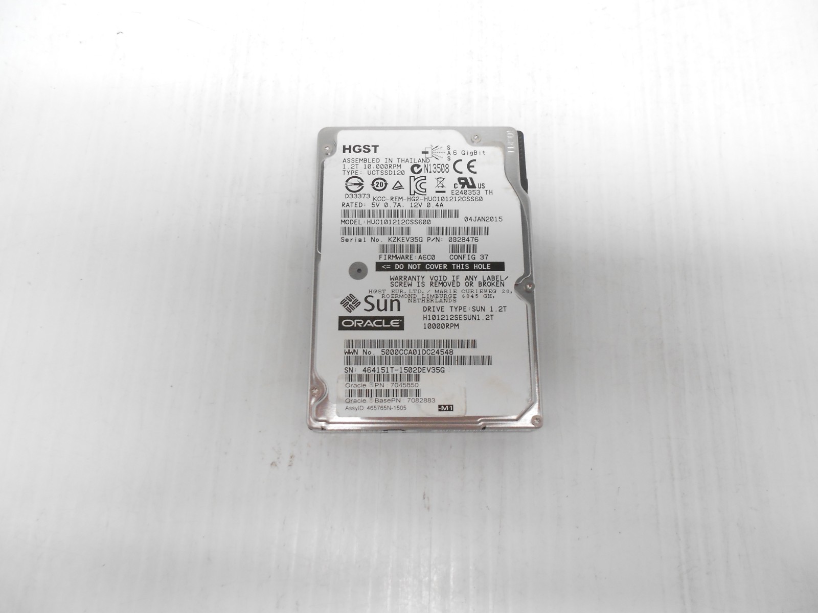 Sun Oracle 1.2TB 10K SAS 2.5'' Hard drive 7045850 7082883 465765N-1505 0B28476