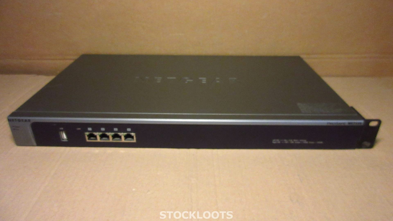 NETGEAR WC7520 ProSafe 20-AP 4-Port Wireless Controller L2/L3 QoS + 1x RM EAR