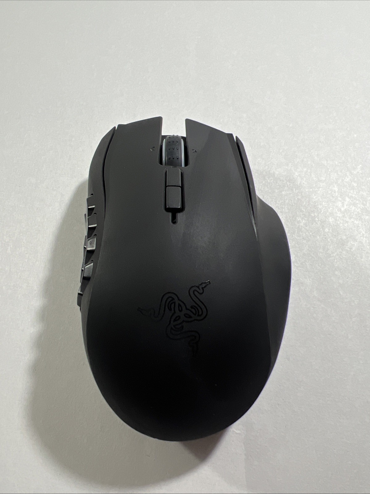 Razer Naga Epic Chroma Wireless Gaming Mouse Read Description(RC30-012301)