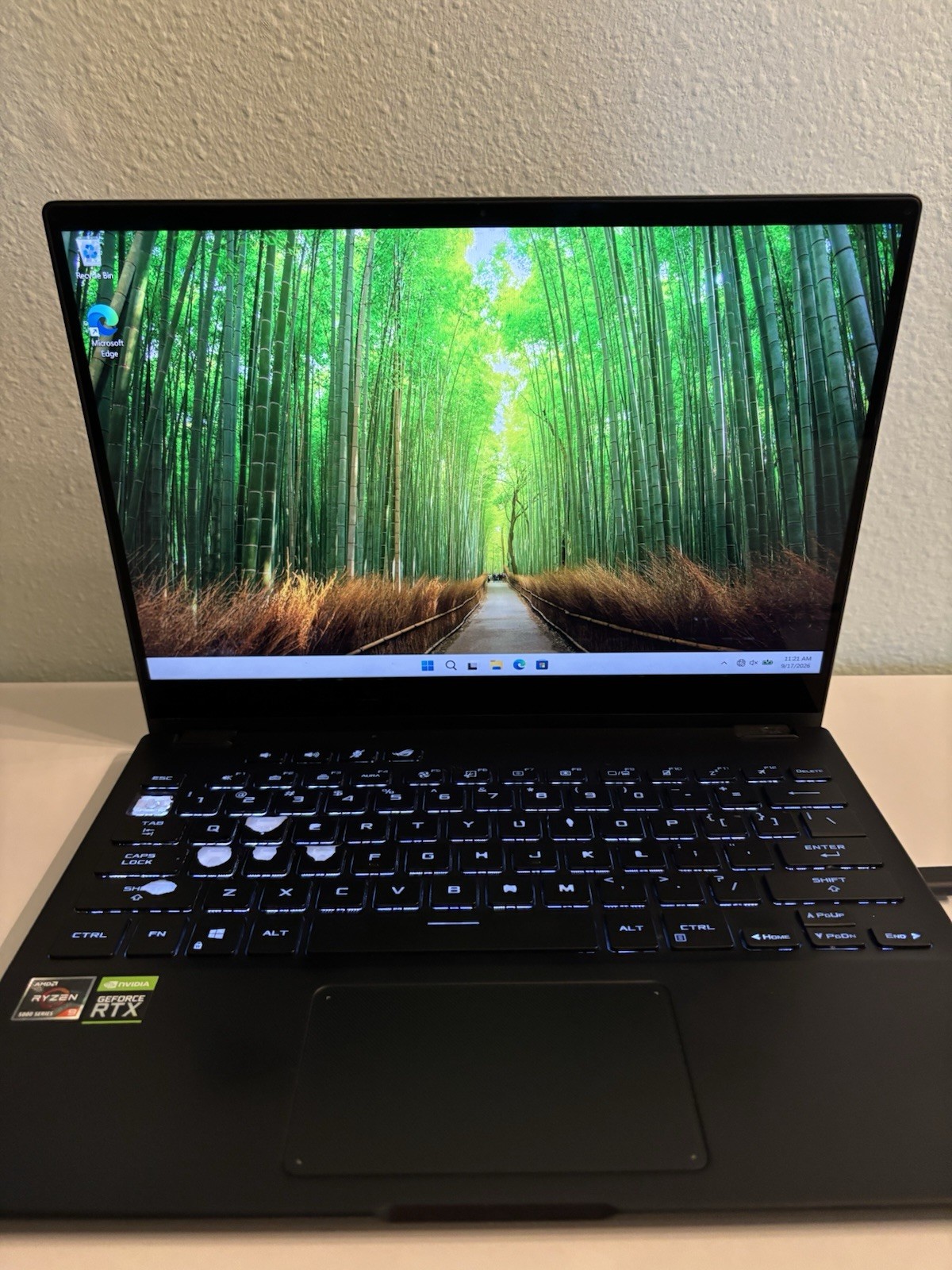 ASUS ROG Flow X13 GV301QE Ryzen 9 5900HS RTX 3050Ti 16GB 1TB SSD