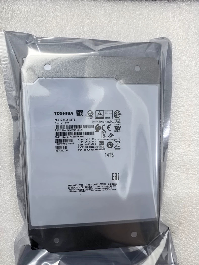 Toshiba 14TB MG07ACA14TE 256MB 7200RPM SATA 6.0Gb/s 3.5" Internal Enterprise HDD
