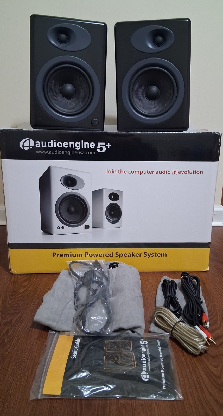 Audioengine 5 (A5) Premium Powered Bookshelf Speakers Satin Black