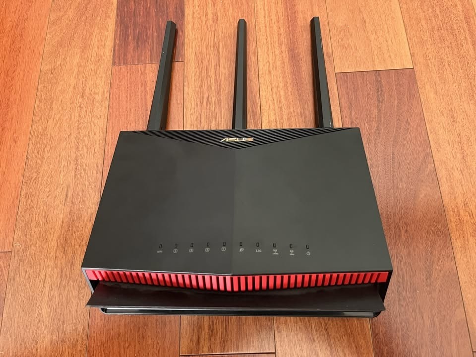 ASUS RT-AX86U AX5700 WiFi 6 Dual Band Gigabit Wireless Router