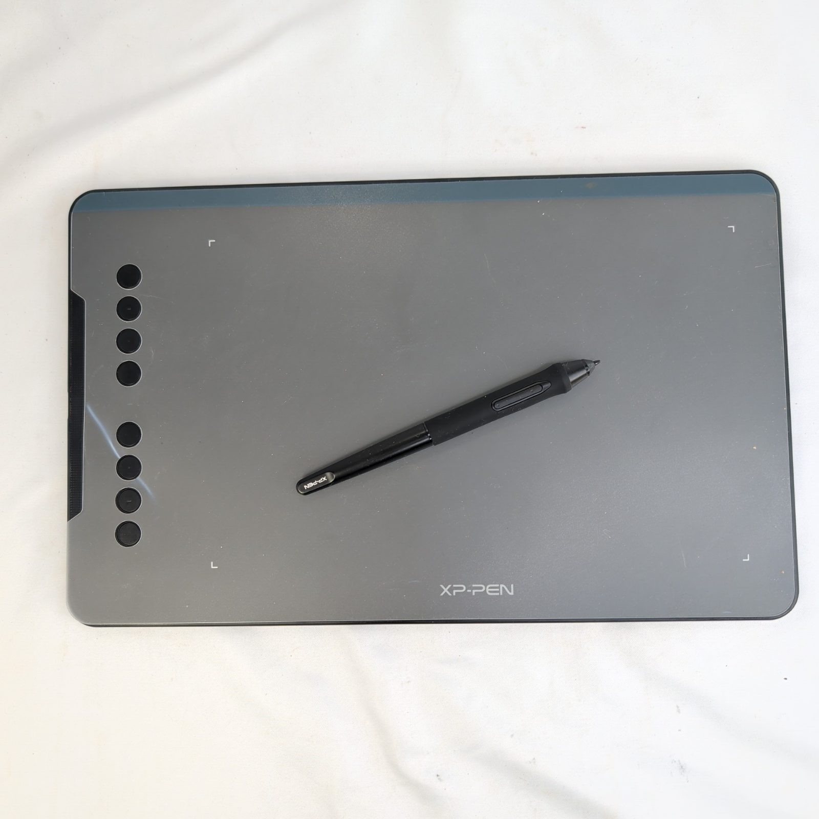 XP-PEN Deco 01 V2 Graphic Drawing Tablet with Stylus Pen 8 Shortcut Keys Black
