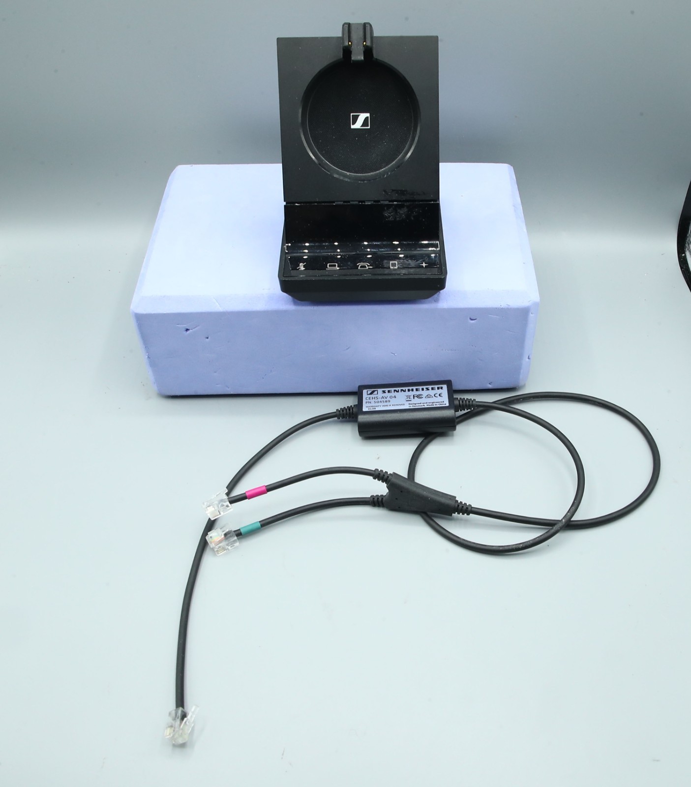 Sennheiser SDW 5 BS - US Base Station W/CEHS-AV 04 Cable, No Power or Headphones