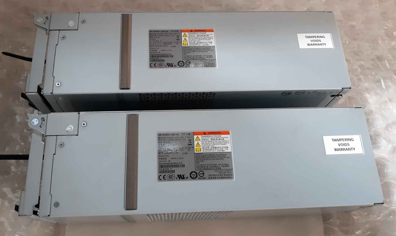 Pair of NetApp HB-PCM01-580-AC 580W SPAXRTX-04G Power Supply