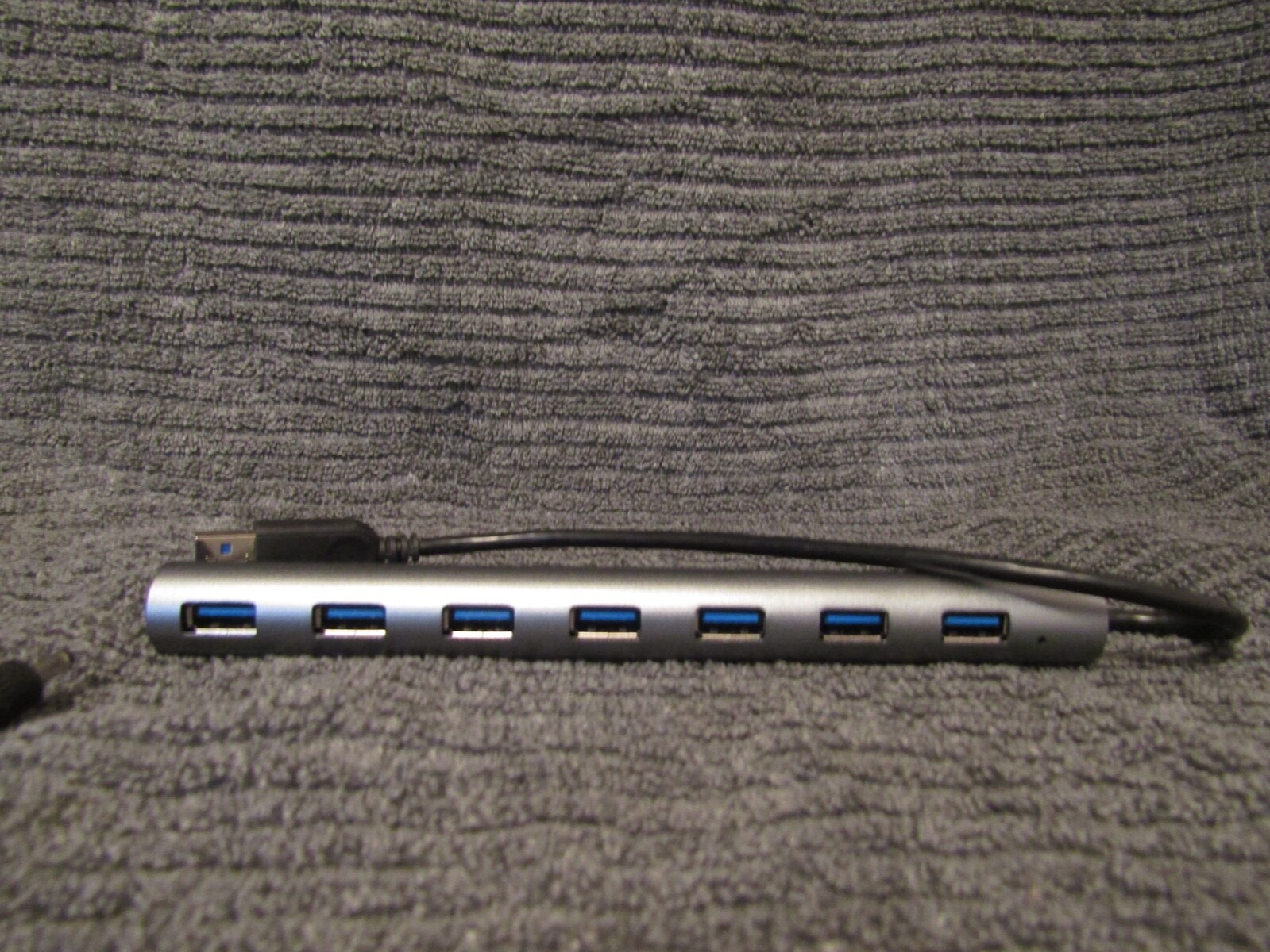 Wavlink Portable7-Port USB 3.0 Hub Aluminum Alloy Design 9.5" Built-in Ext