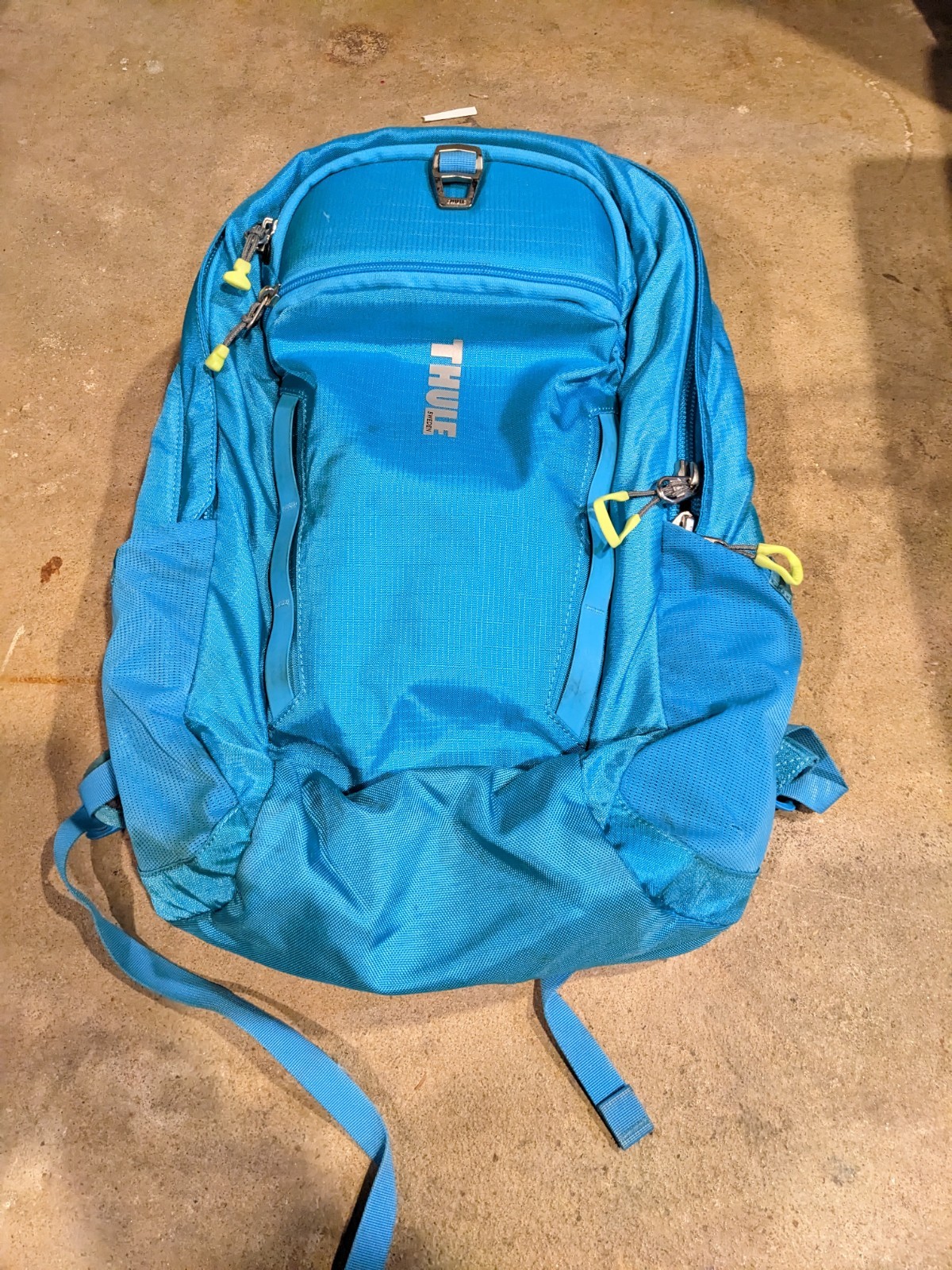 Thule Sweden EnRoute Strut Daypack Backpack 19L Light Blue Hiking Outdoors