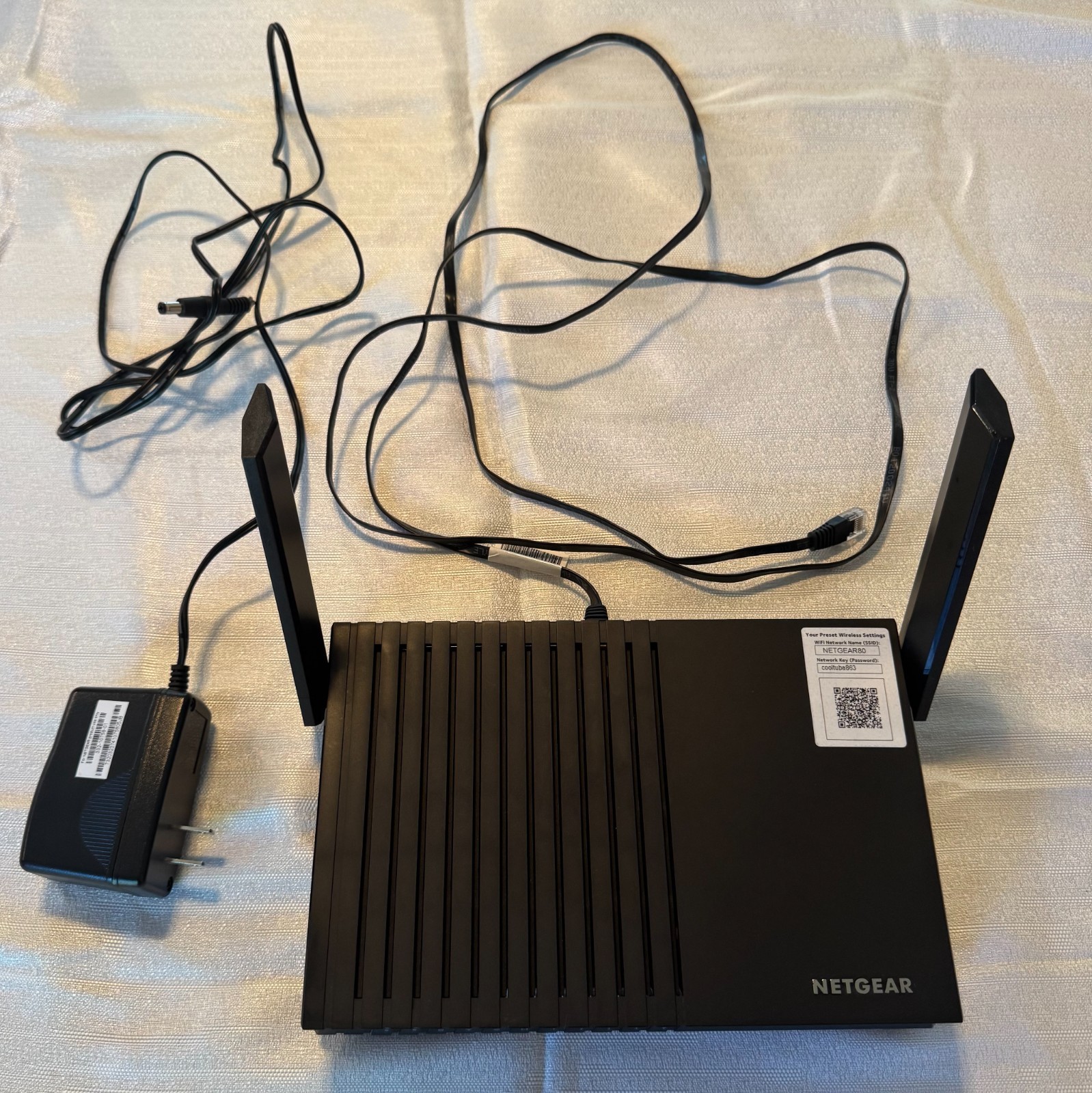 NETGEAR NIGHTHAWK 4 Port 1200 Mbps Wi-Fi Hotspot Modem (RAX20100NAS)
