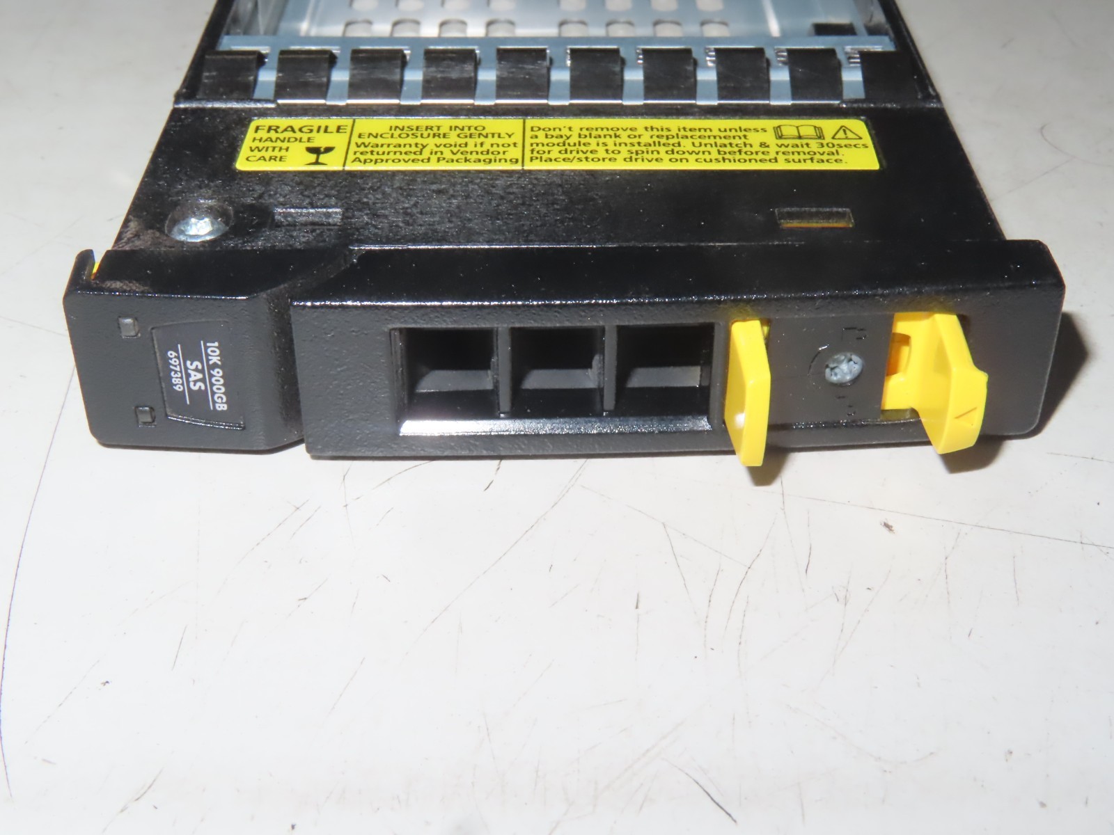 HGST HUC109090CSS600 ** NO HHD **