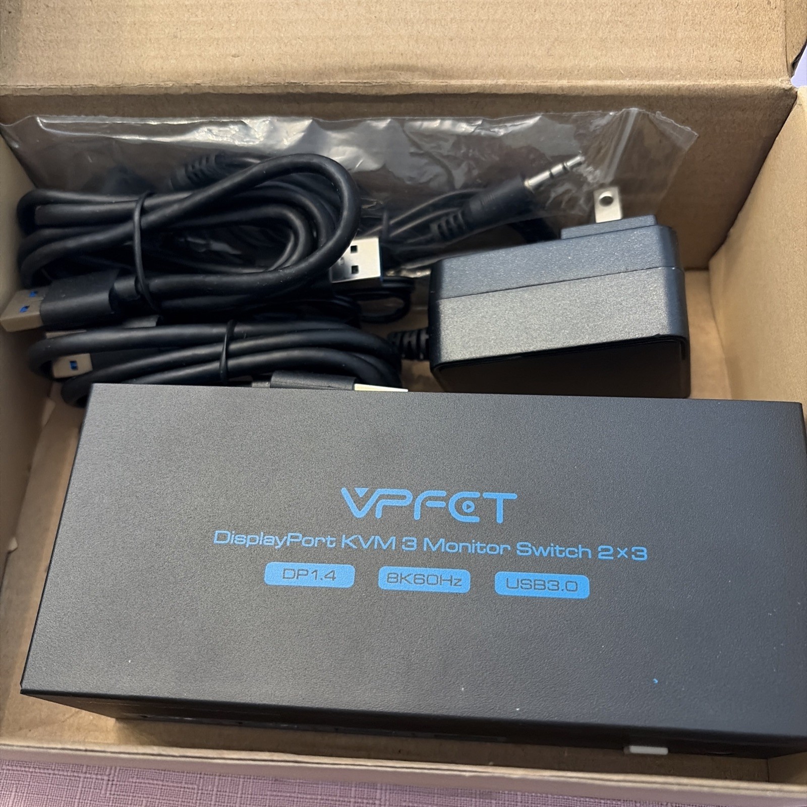 VOFCT DisplayPort KVM 3-Channel Monitor Switch 2x3 DP1.4 8K60Hz USB3.0