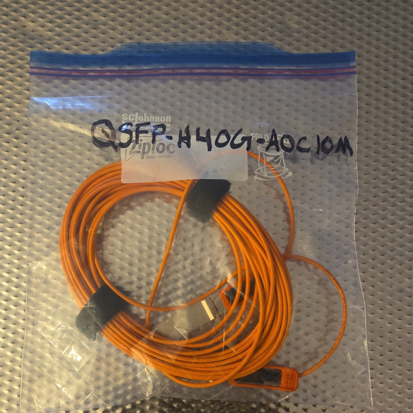 Cisco QSFP-H40G-AOC10M 40GBase-AOC QSFP direct-attach Active