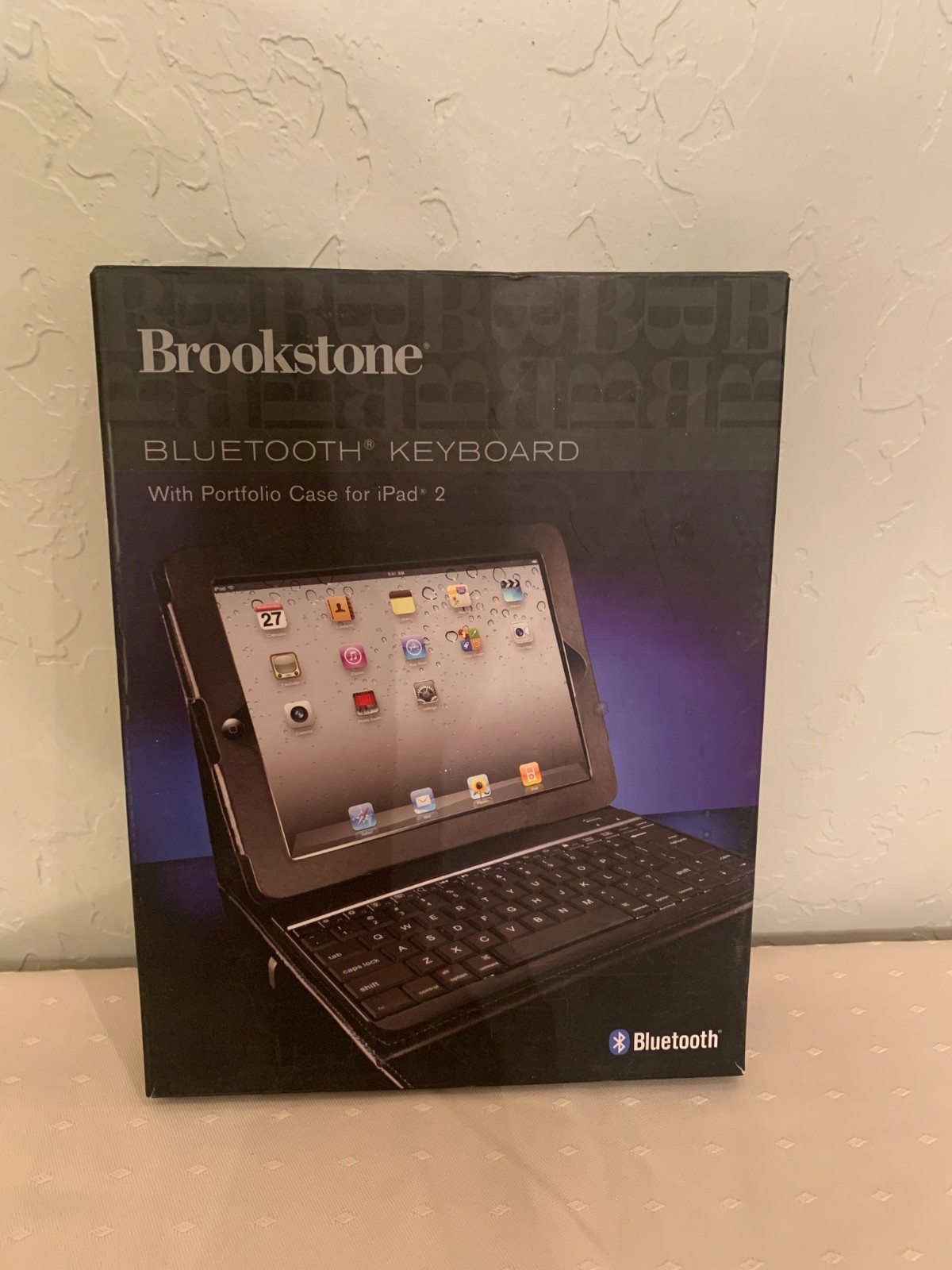 Brookstone Bluetooth Wireless Keyboard Portfolio Case iPad 2