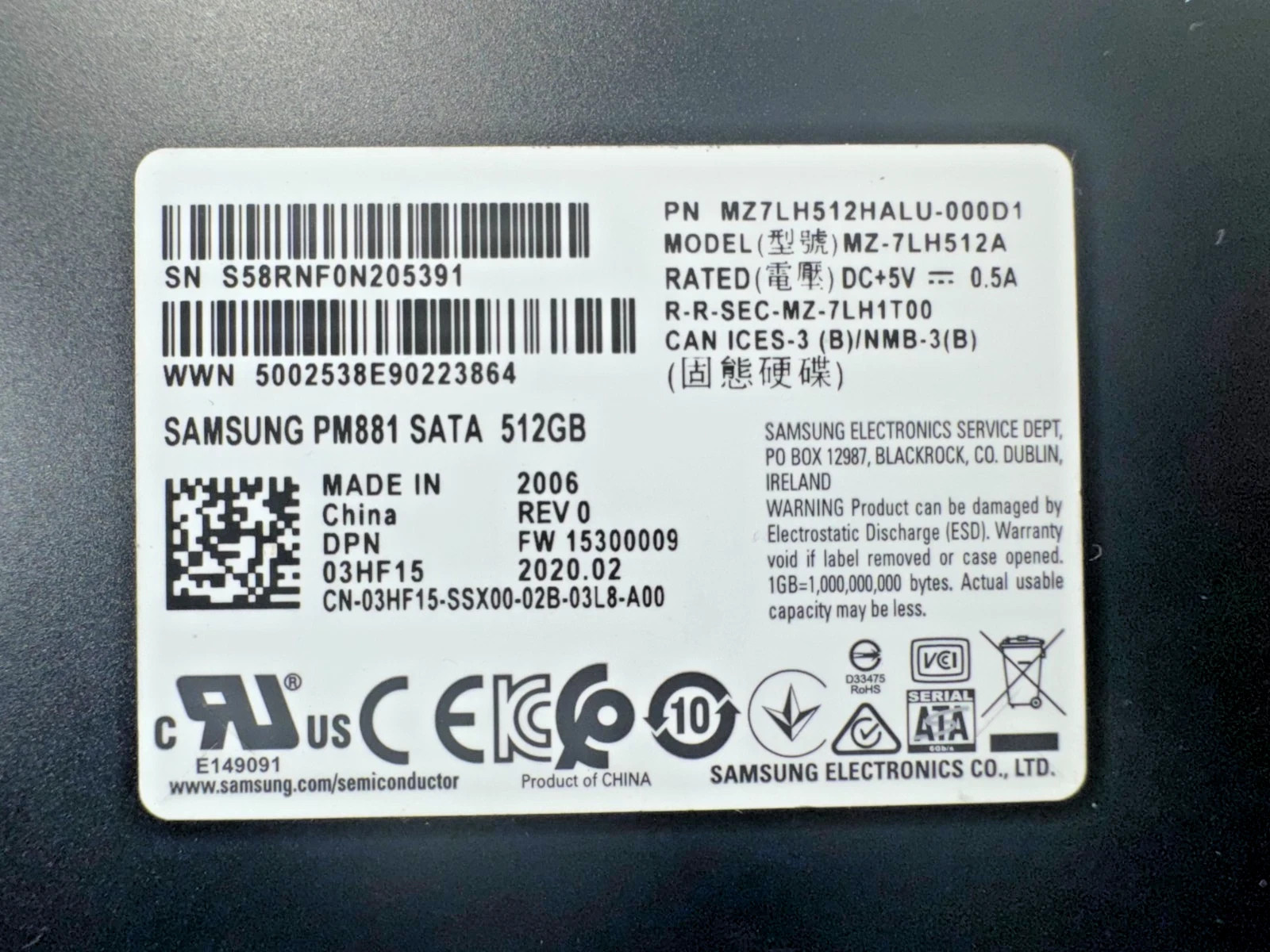 Samsung PM881 500GB 2.5" SATA III Internal SSD (MZ-7LH512A)