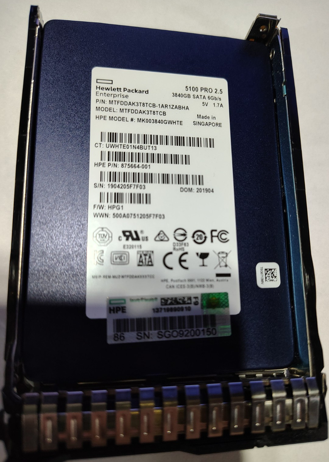 HP Generation 8 3.84TB MK003840GWHTE 2.5 DWPD SATA 2.5" Enterprise SSD