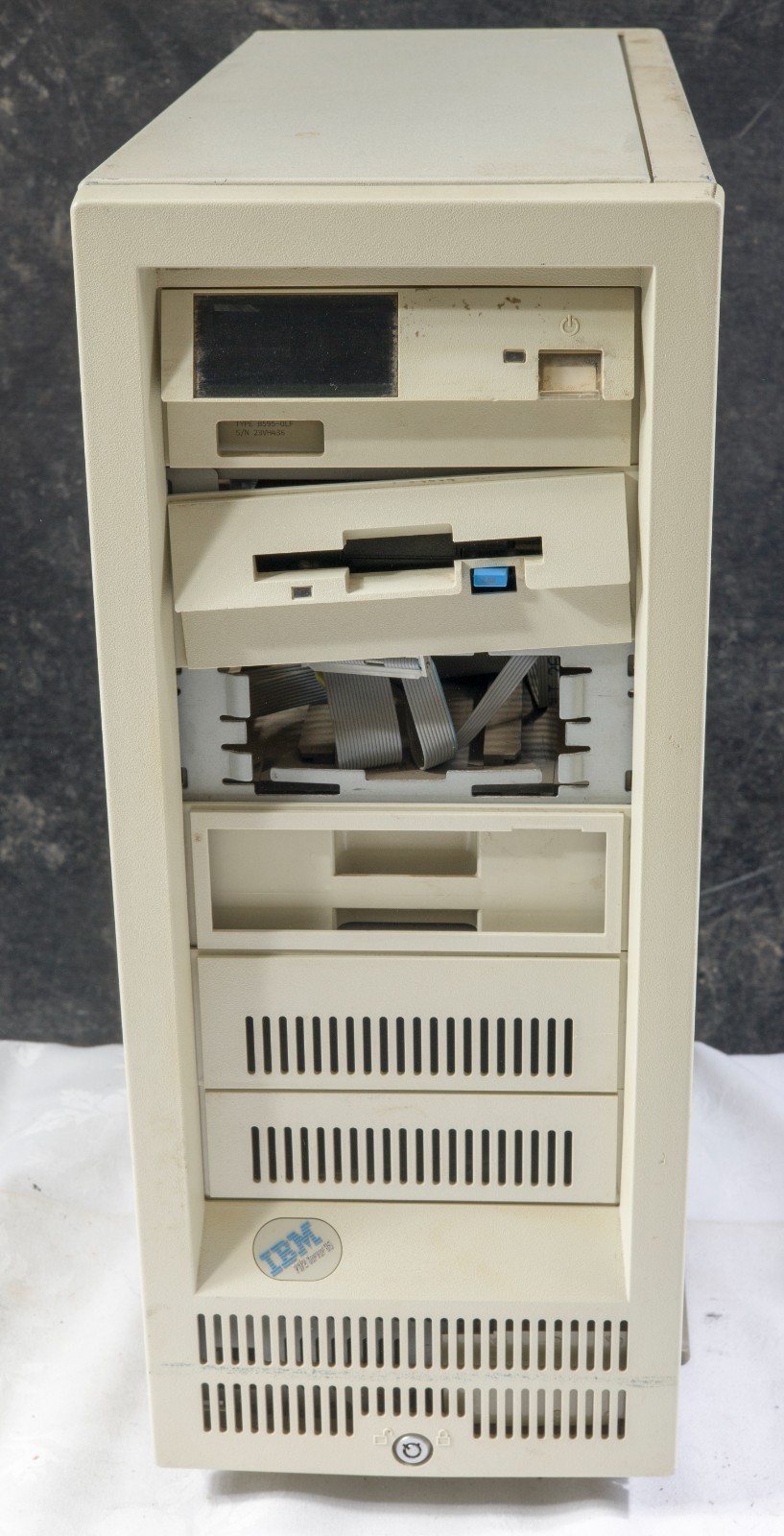 Vintage IBM PS/2 Model 95 8595-0LF 486SX-20 16MB RAM tested to POST H436