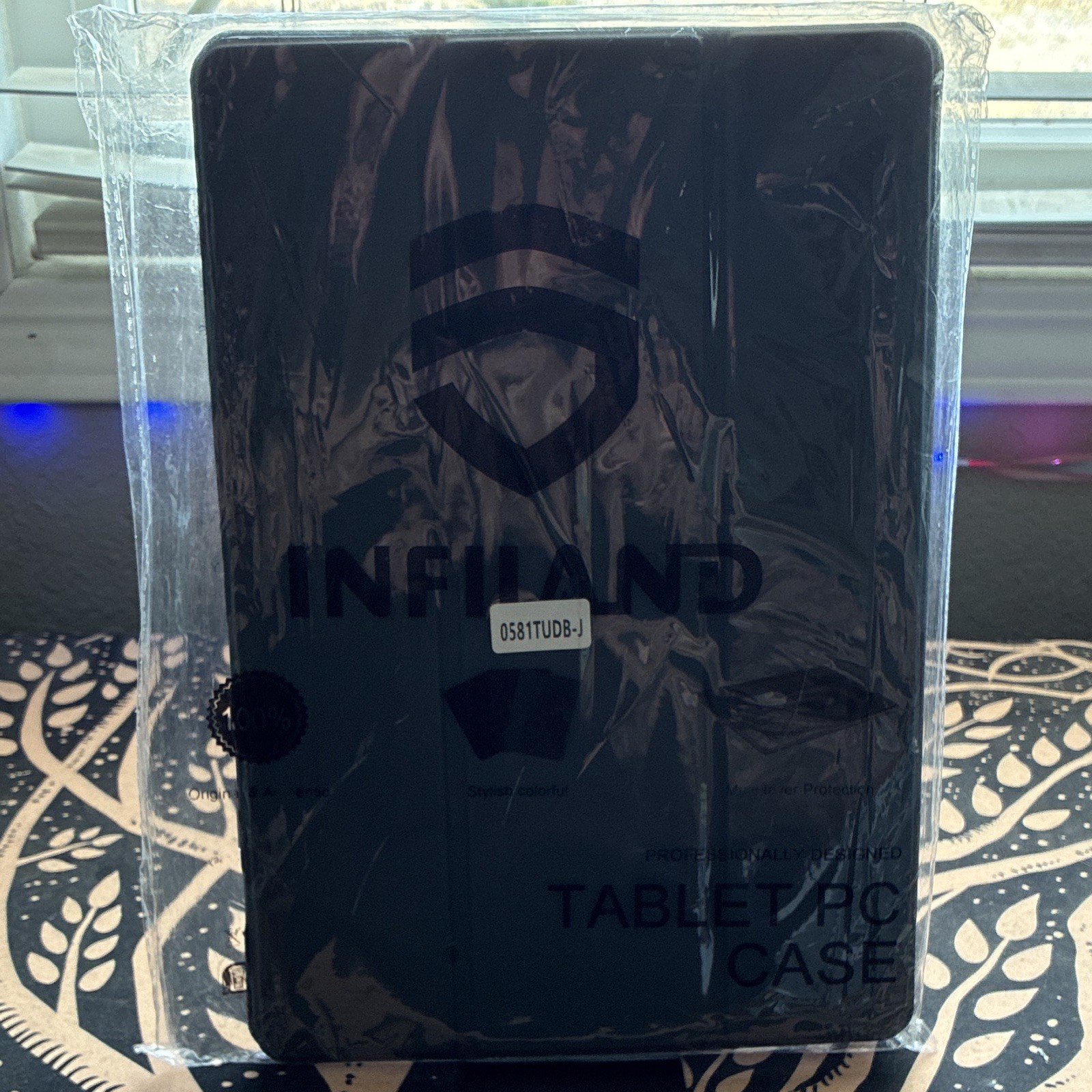 INFILAND Black Synthetic Leather Folio Case Stand w/ Pencil Holder iPad Pro 11