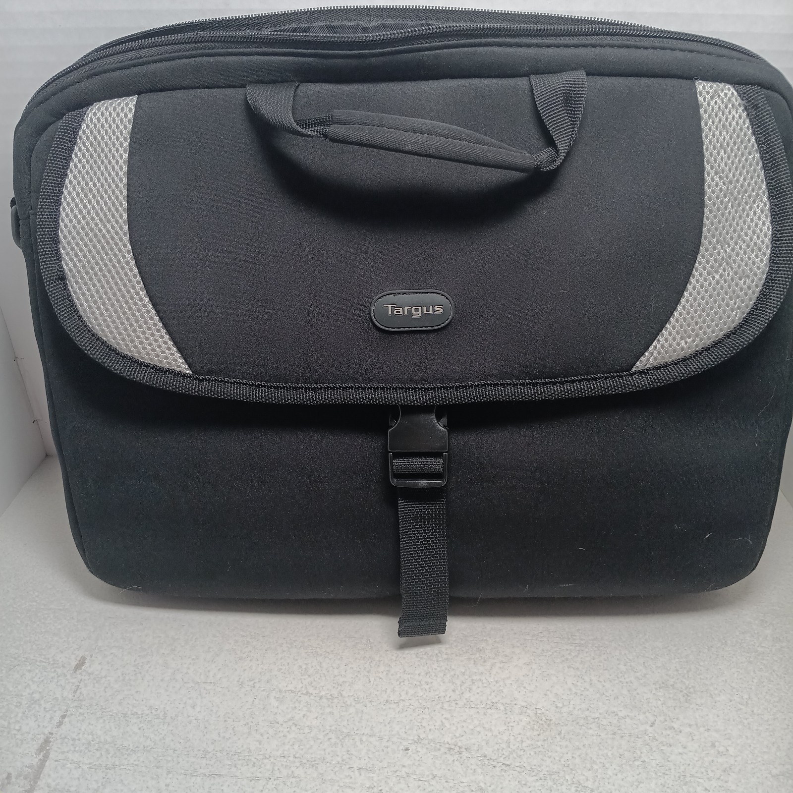 Targus 15" Laptop Black Nylon Computer bag / case