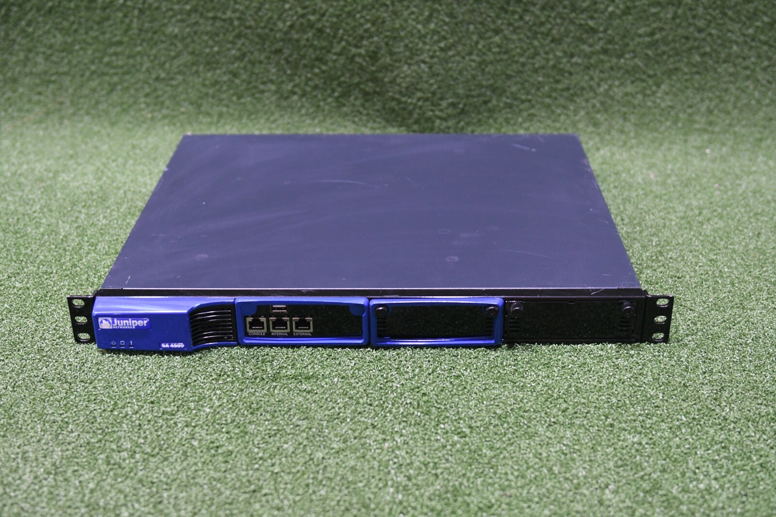 Juniper SA 4500 SSL VPN Appliance - 2 x 10/100/1000Base-T LAN