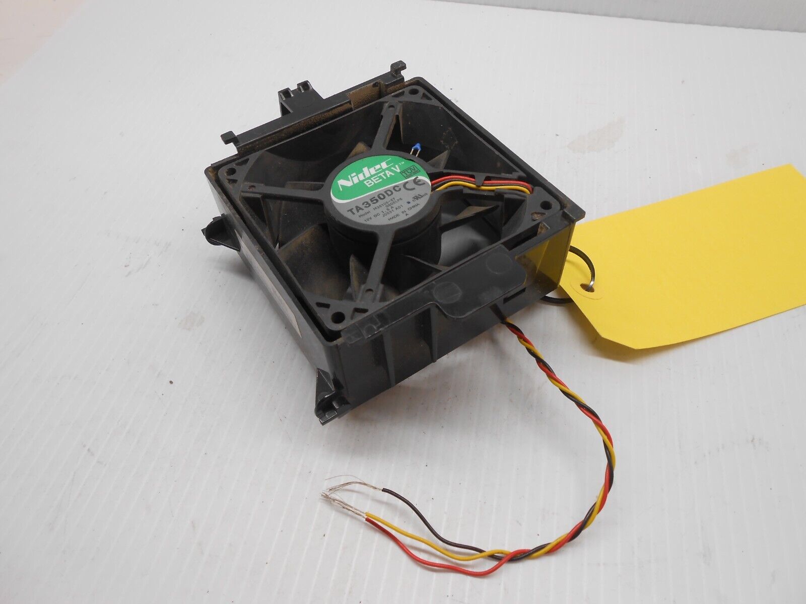 Nidec BETA V 3 Wires Double Ball Cooling Fan TA350C /  M35105-57 BX0551