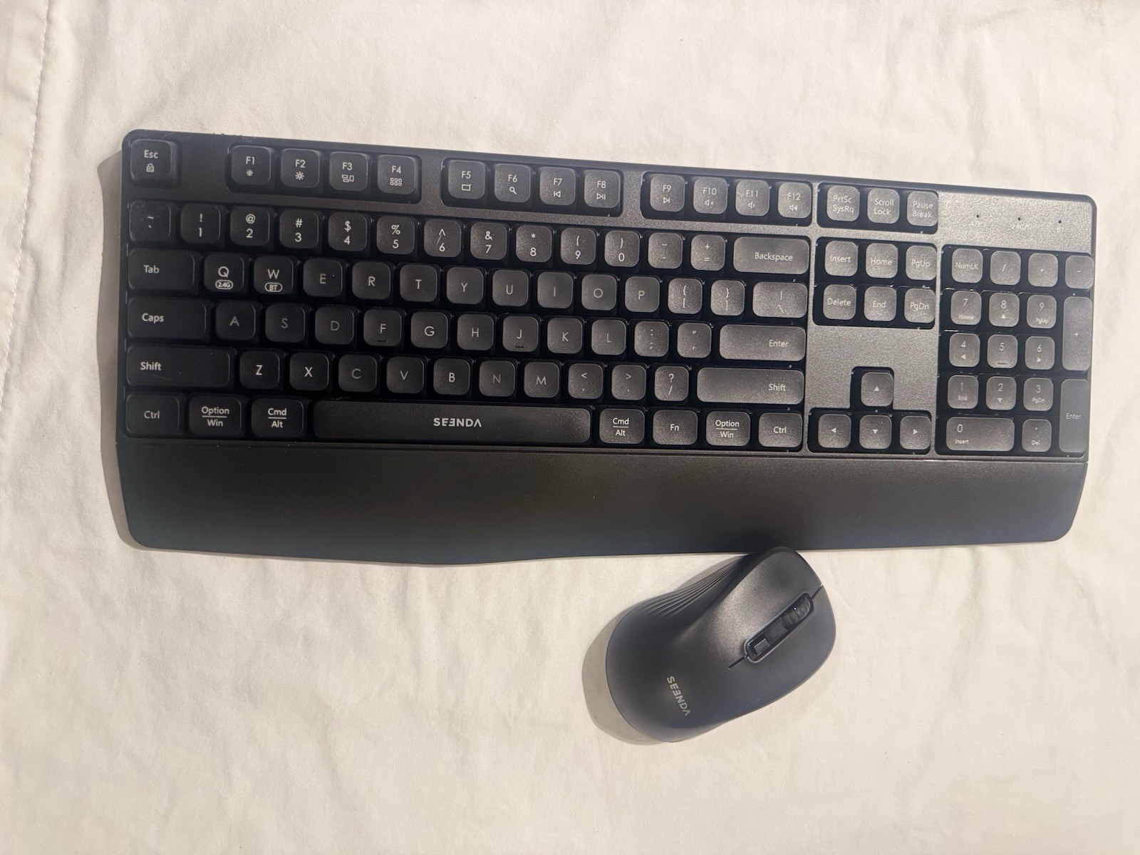 Seenda COE200 Wireless & Bluetooth Keyboard & Mouse, Dual Mode, QWERTY, Black