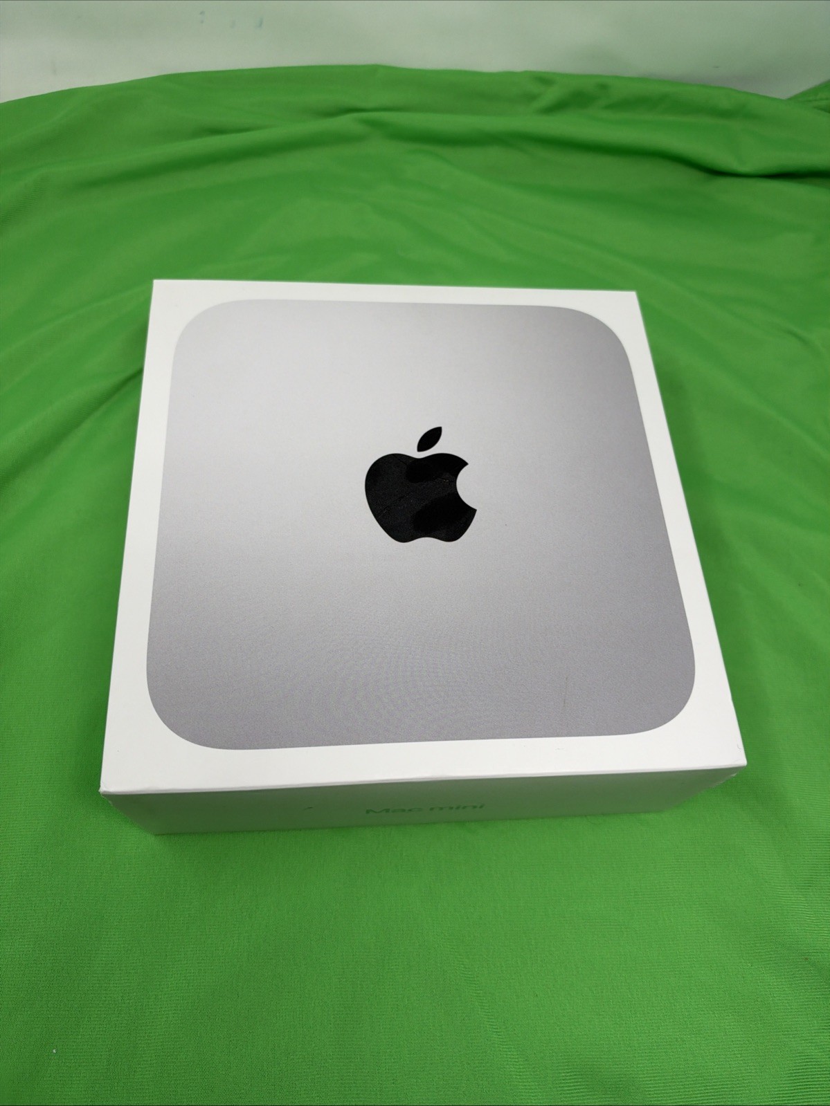 Apple Mac Mini **EMPTY BOX ONLY** 8GB Ram 256 SSD M2 Chip Model No. A2686